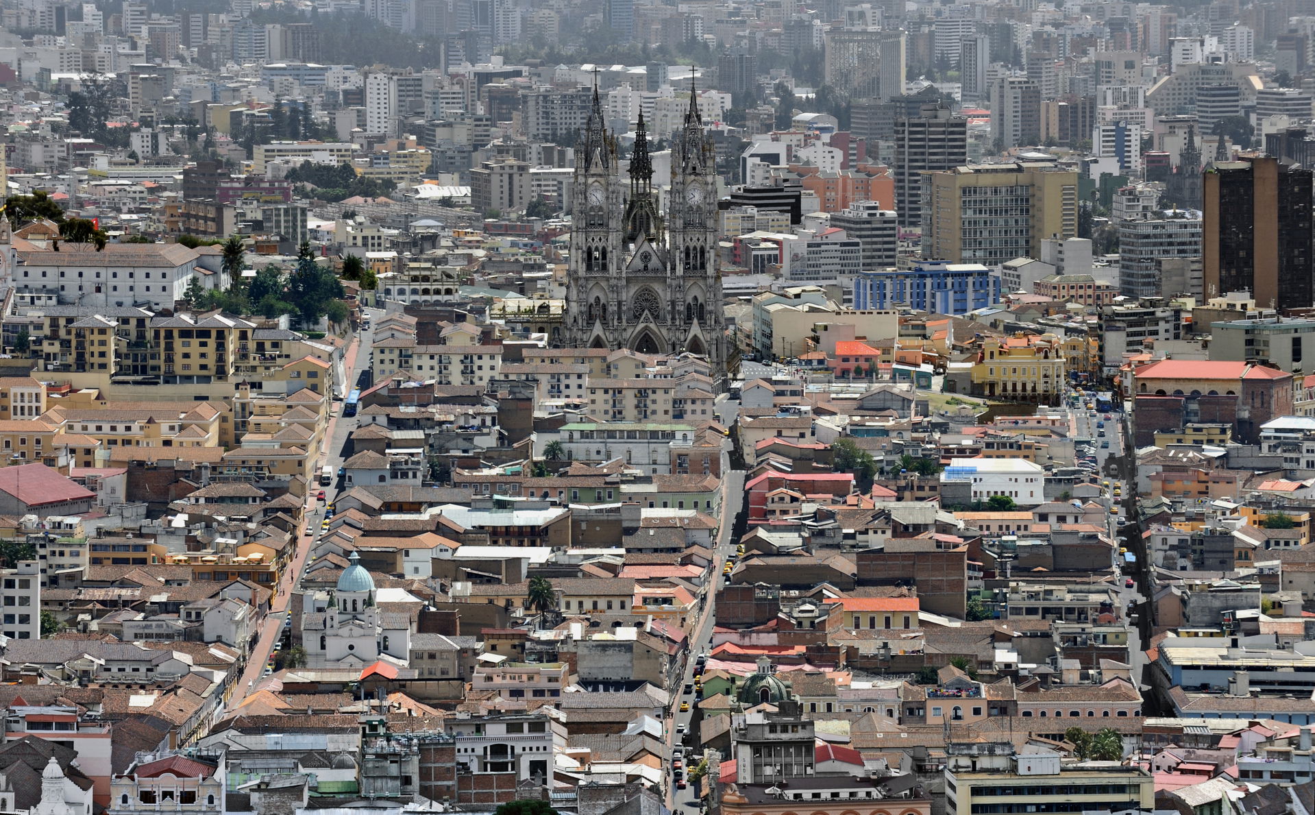 Quito, Ecuador: panoramic view of the historic centre of the ci…