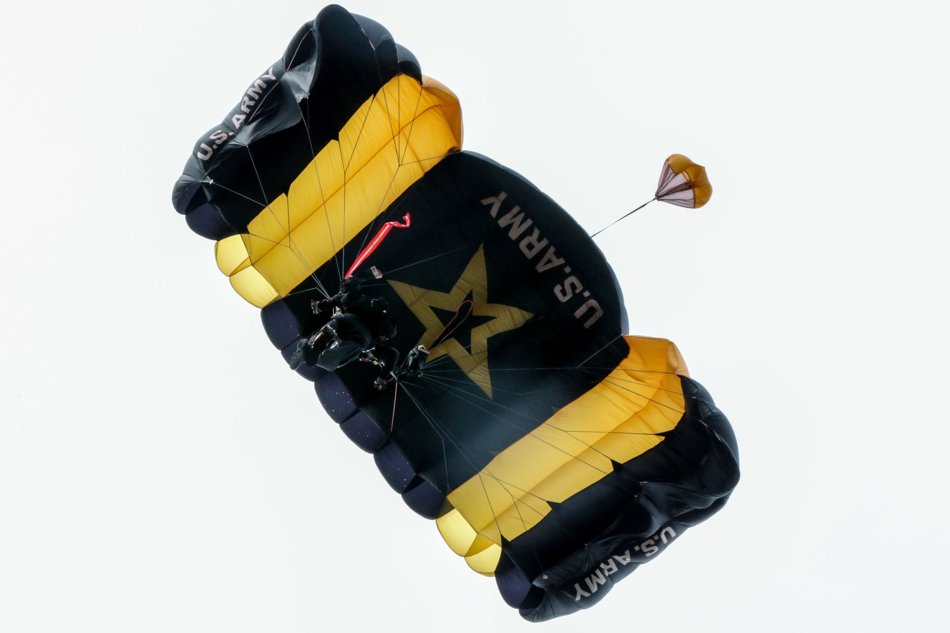 U.S. Army Sgt. 1st Class Michael Heath assigned to The United S…