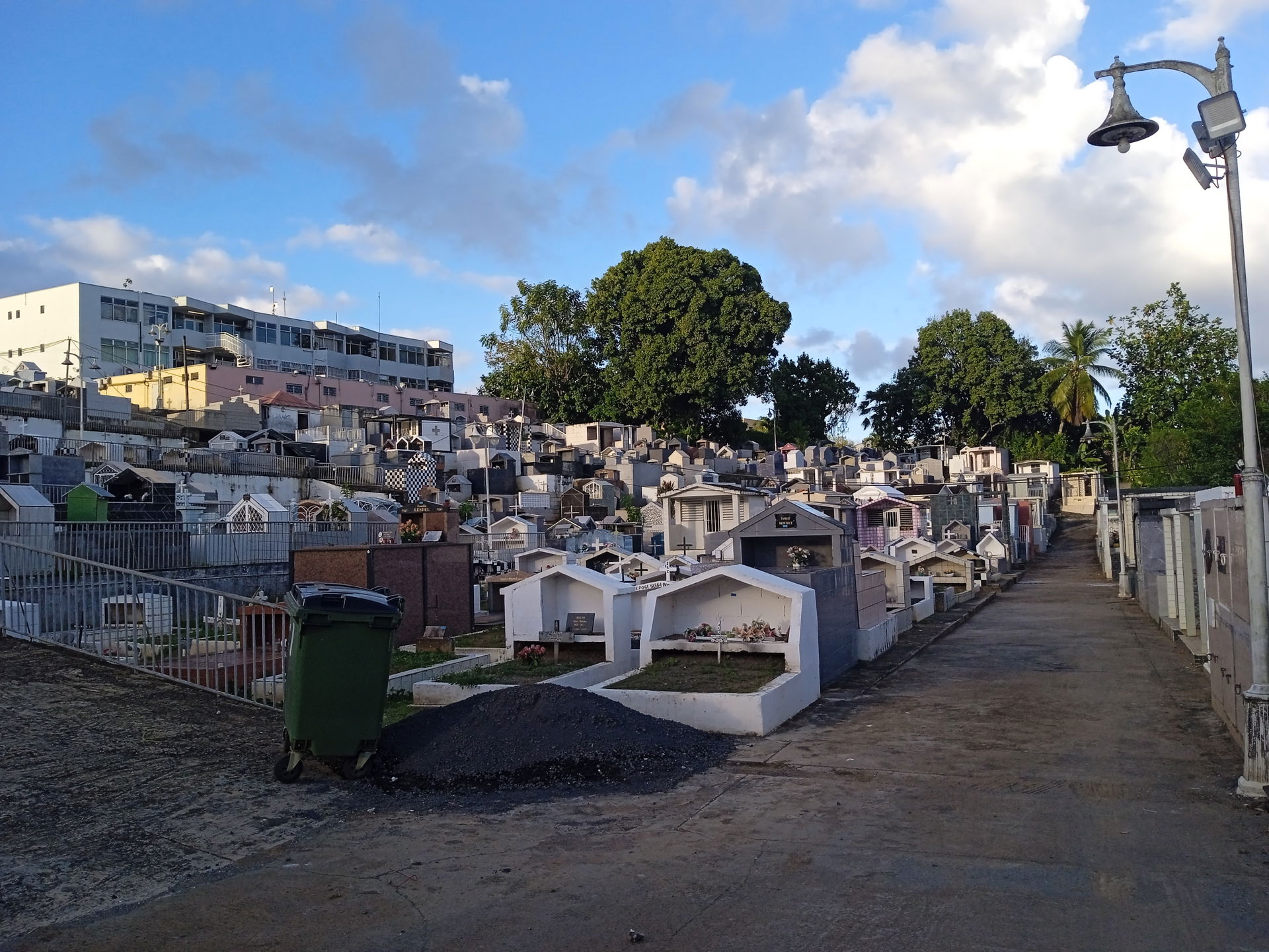 Cimetière de Lamentin (Guadeloupe)