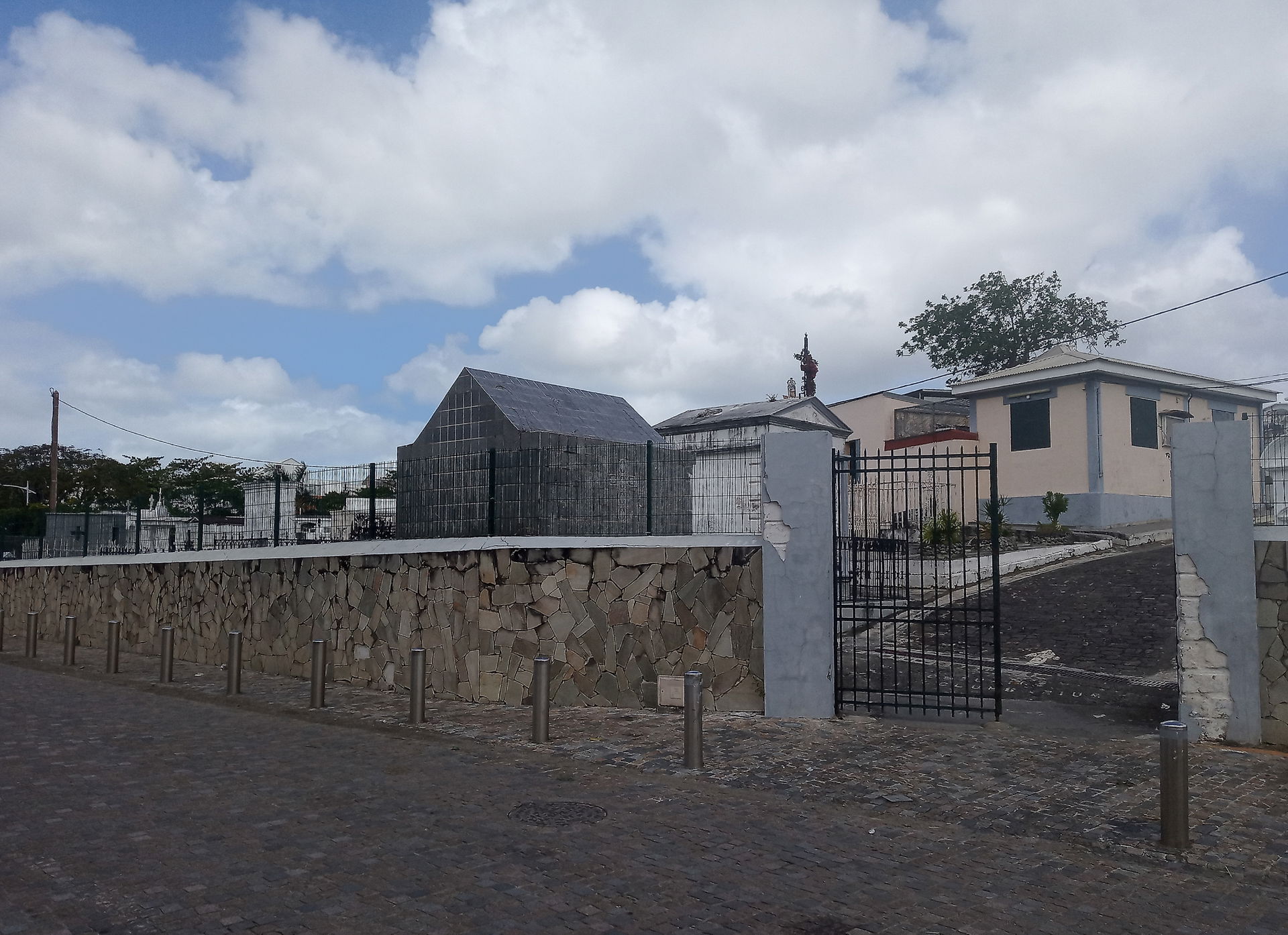 Pointe-à-pitre Cemetery