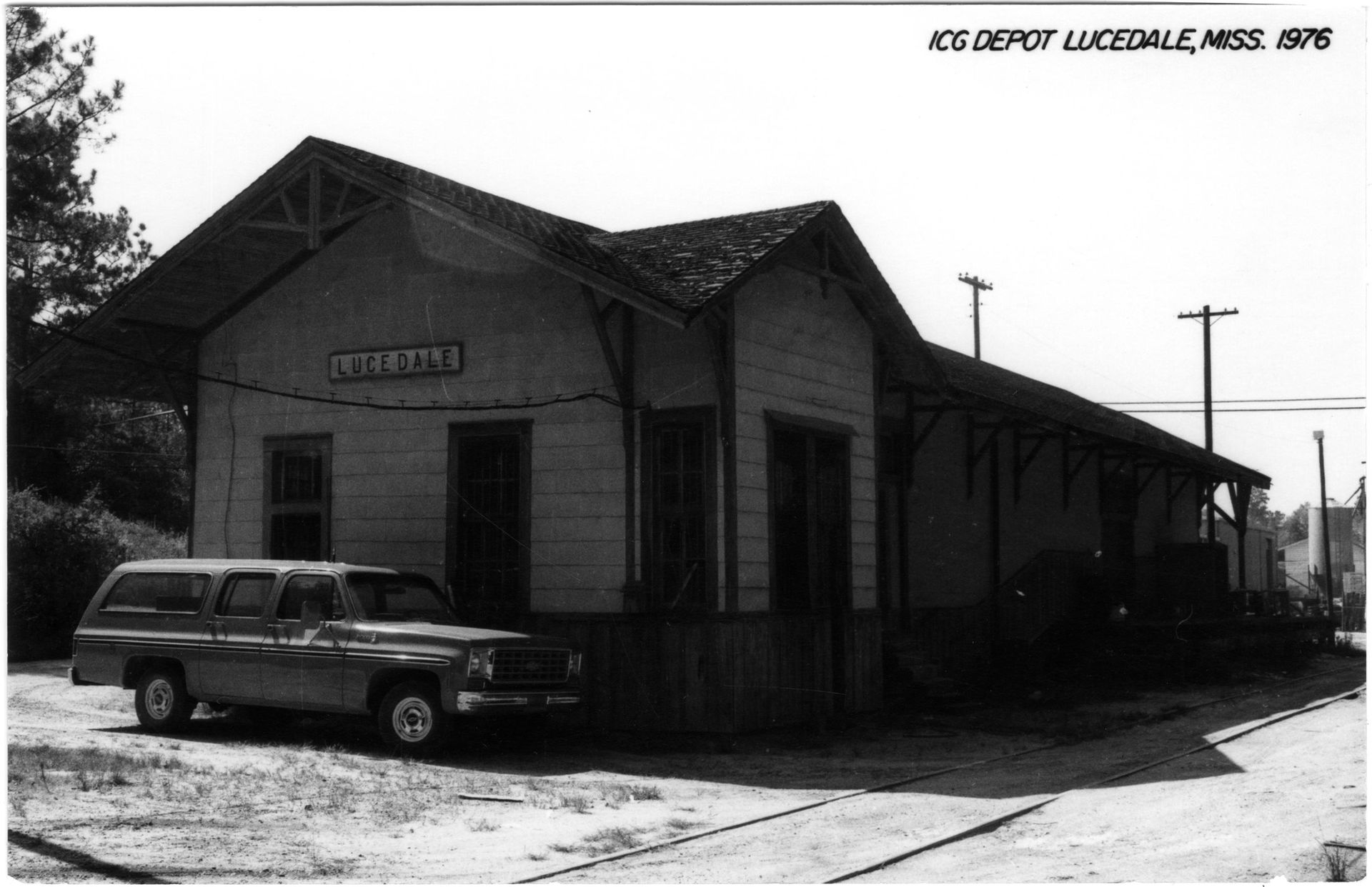 Collection: Railroad Depot Postcard Collection
Call number: PI/…