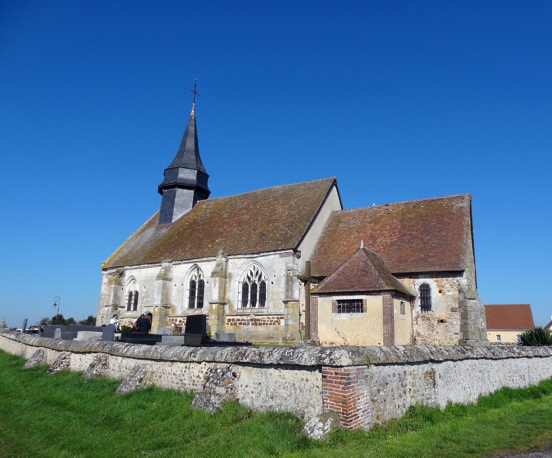 Église Notre-Dame à Dame-Marie (Eure), XIIe siècle.