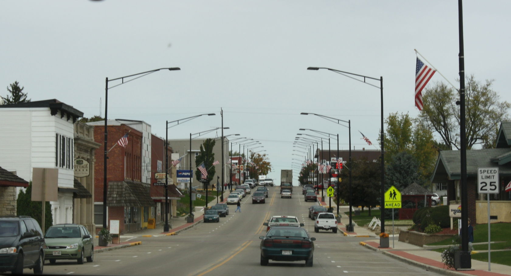 Looking north at downtown w:Fennimore, Wisconsin on w:U.S. Rout…