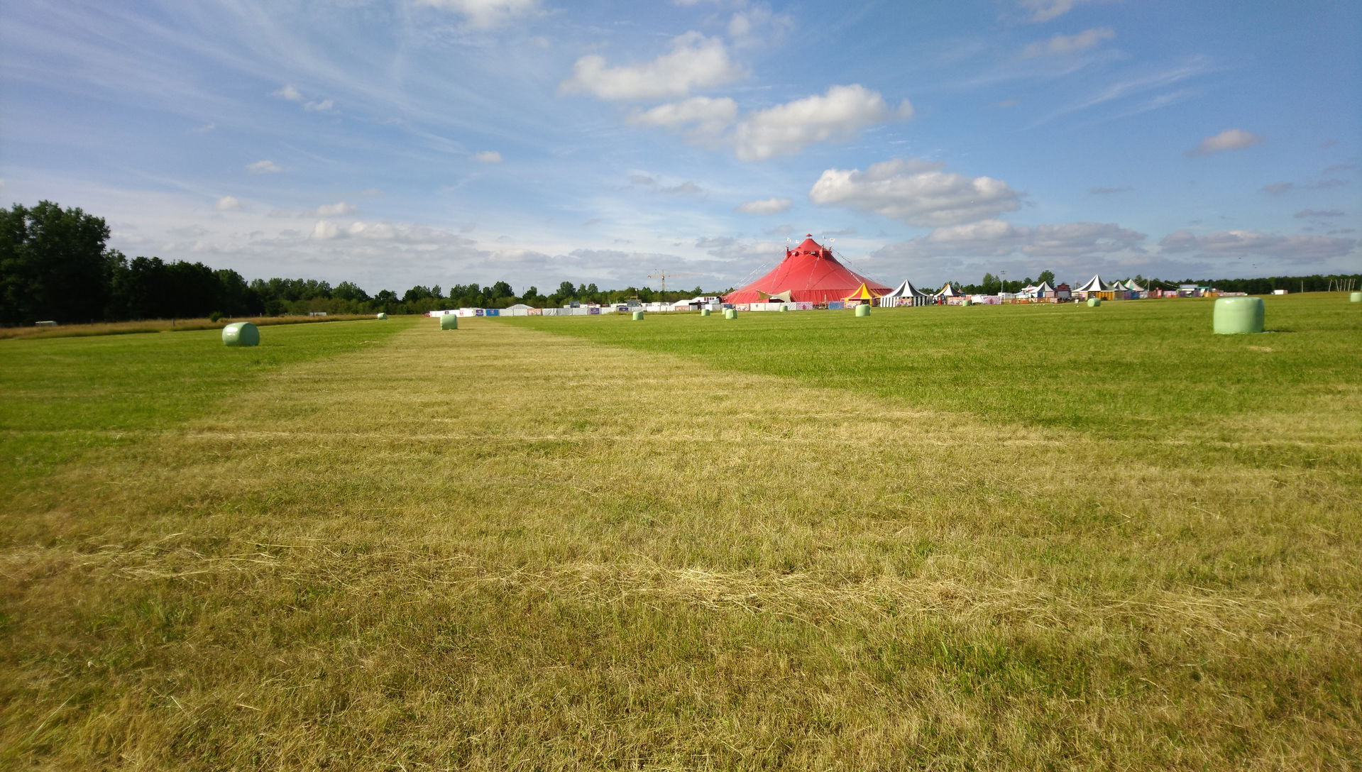 Cirkus Summarum på arealet for den nedlagte Skovlunde Flyveplad…