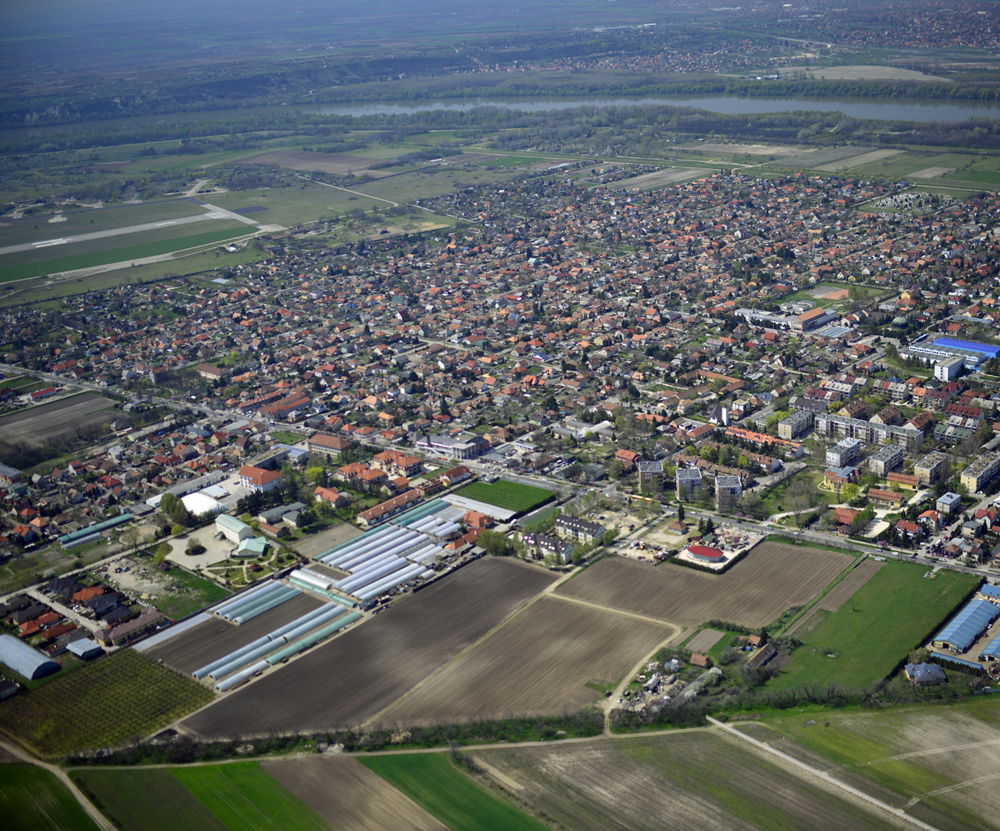 Halásztelek légi fotón (Pest megye)