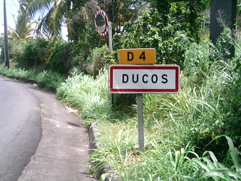 Ducos