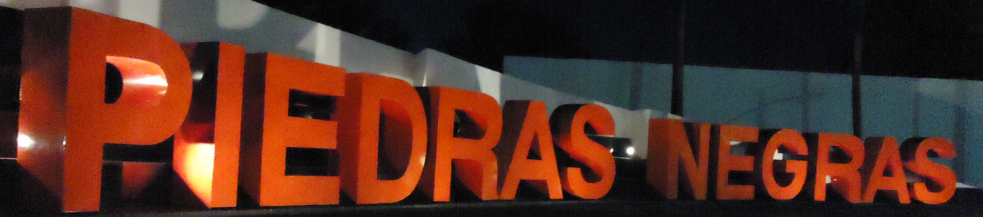 Piedras Negras Sign at Gran Plaza - Panoramic resized to fit in…