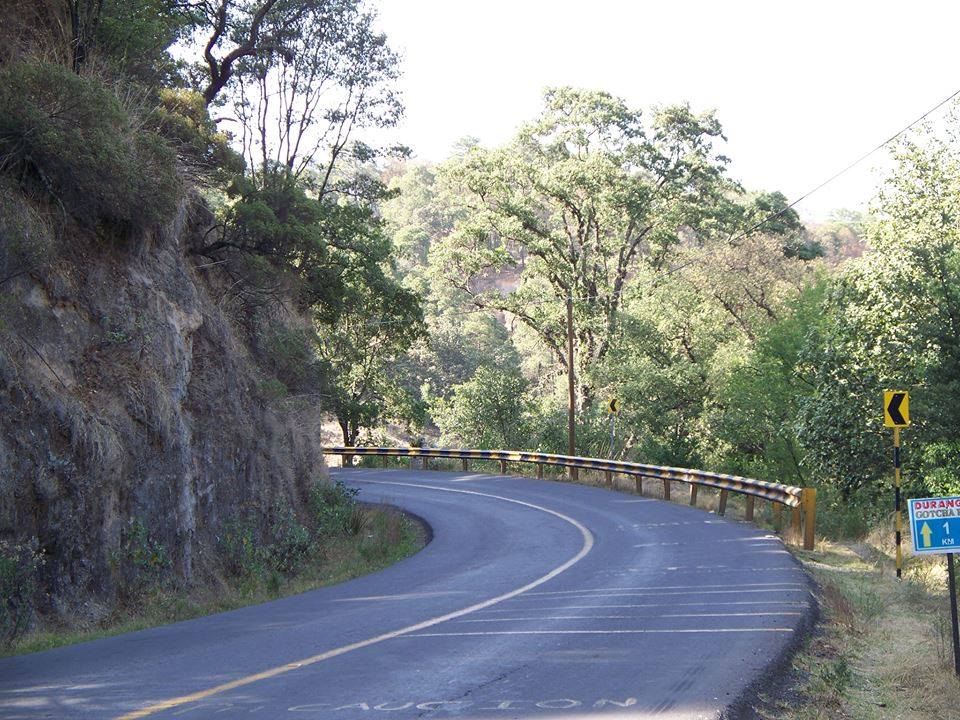 Carretera a Villa del Carbón