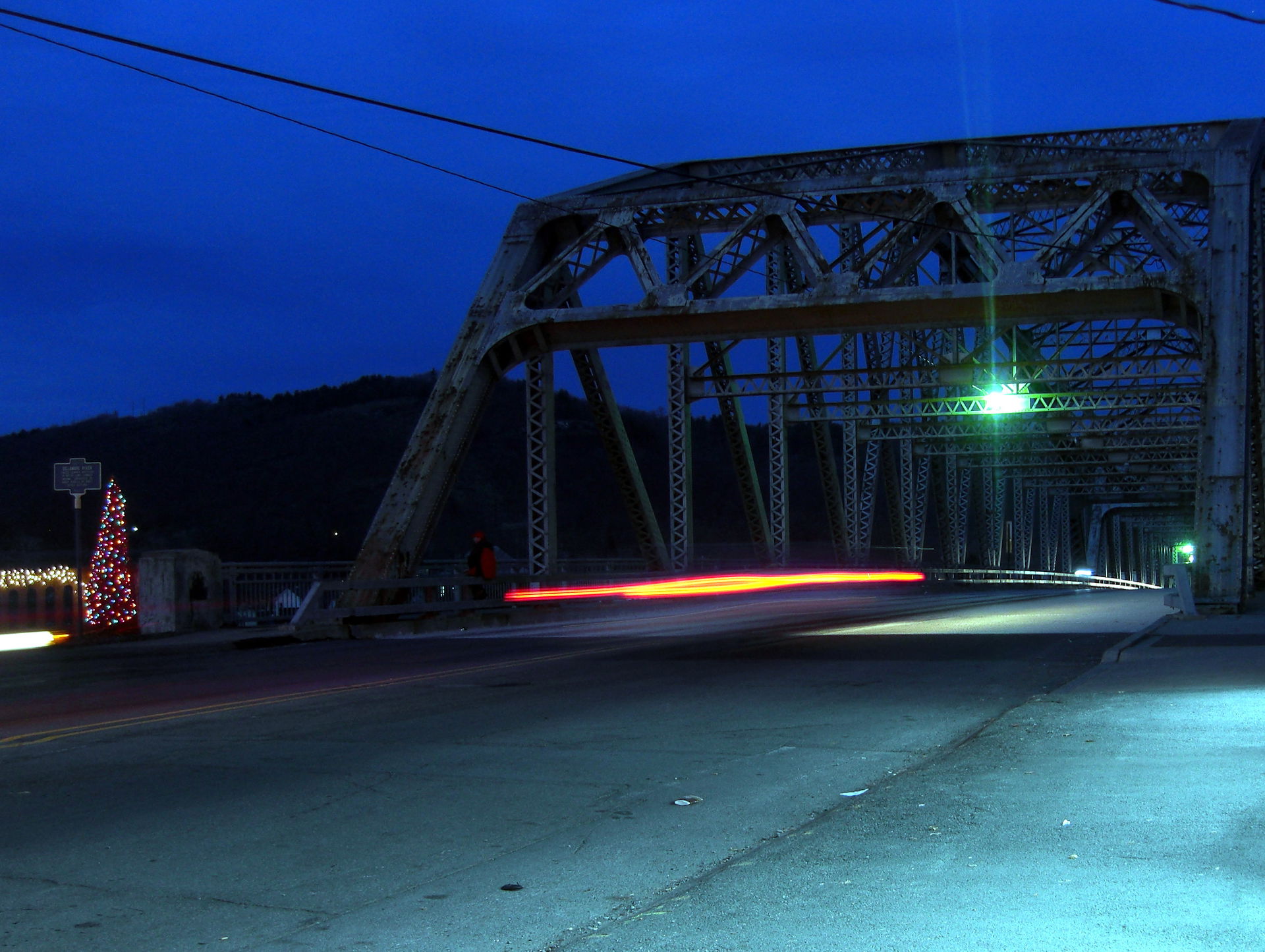 The Mid-Delaware Bridge in Matamoras, PA.