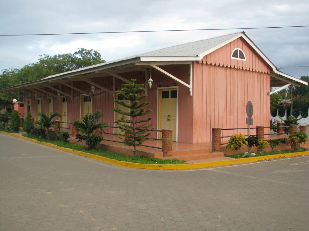 Renovada estación del ferrocarril Nagarote.