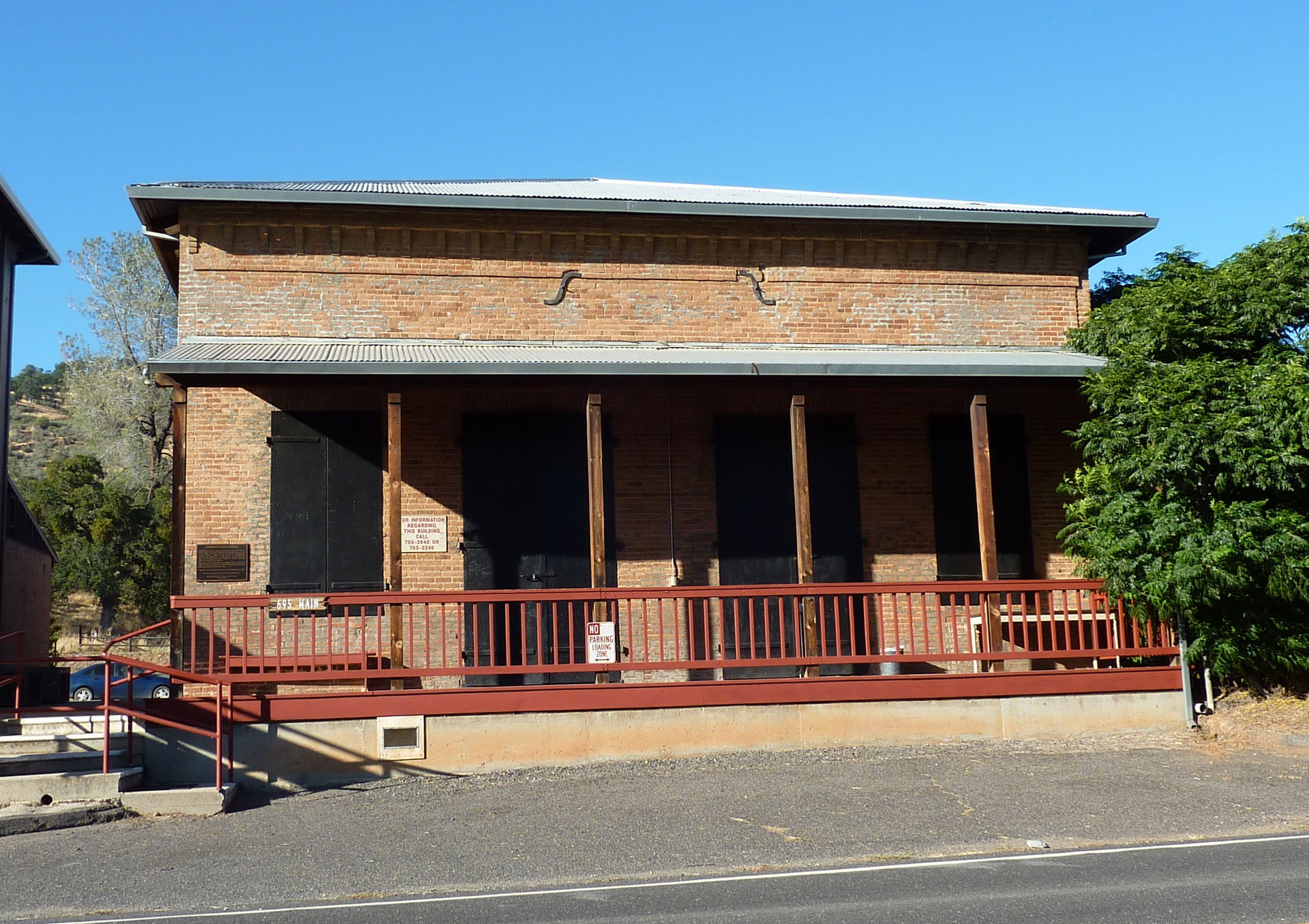 Copperopolis Armory, Copperopolis, California, USA.