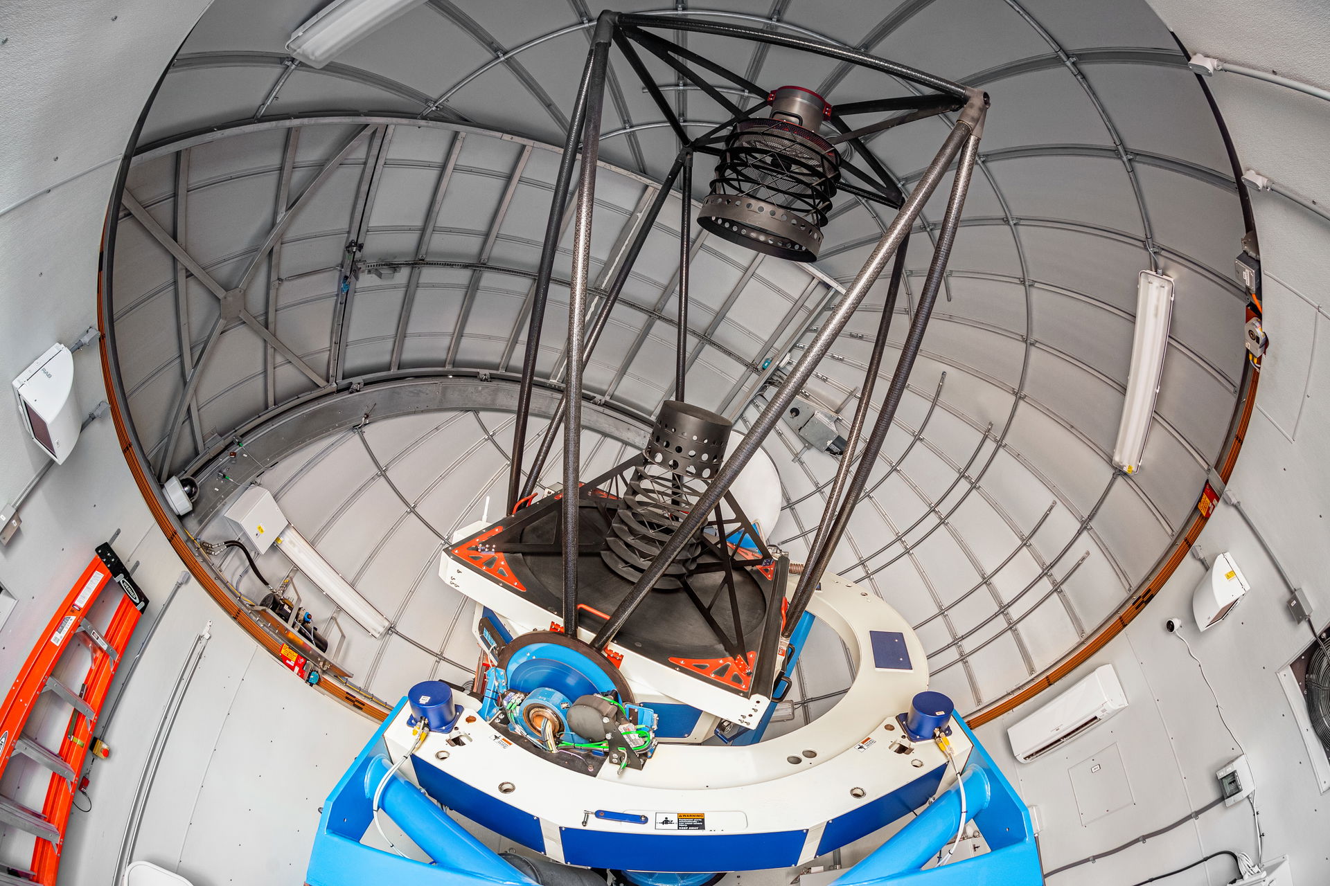One of the Las Cumbres Observatory 1-meter telescopes, a networ…