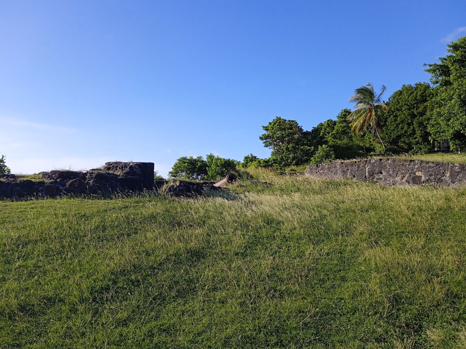 Ruines de l'ancien fort à Vieux-Fort