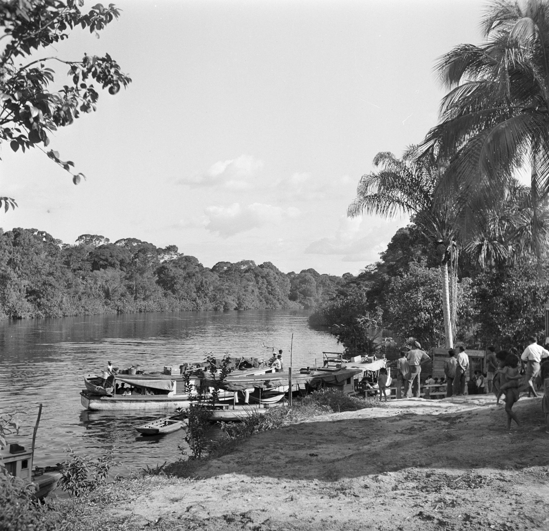 Collectie / Archief : Fotocollectie Van de Poll
Reportage / Ser…