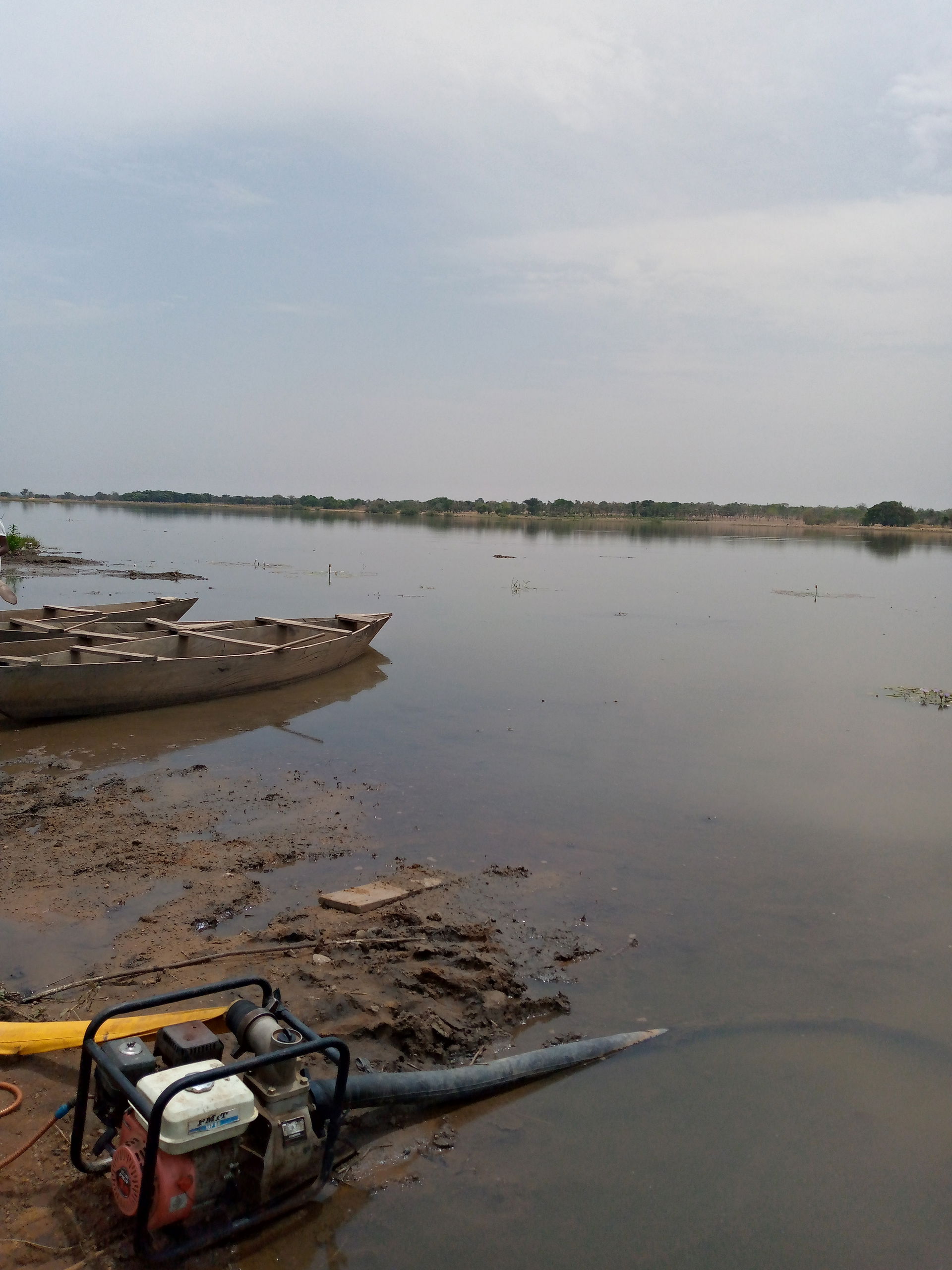 Tourist site of the cascades region lake with Hippopotamus 7 km…