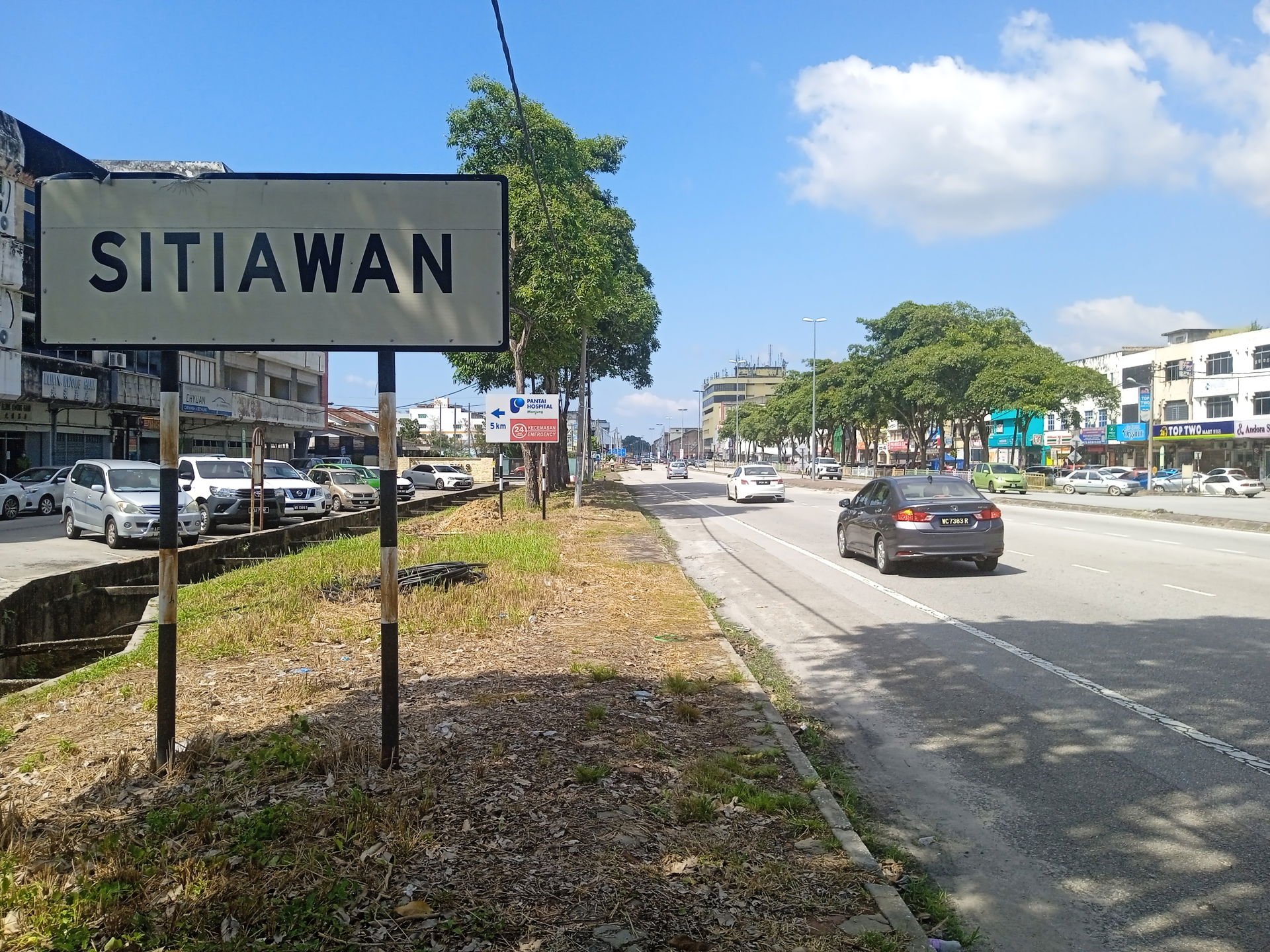 Jalan Klang-Sitiawan-Ipoh (FT 5), di Sitiawan dalam Daerah Manj…