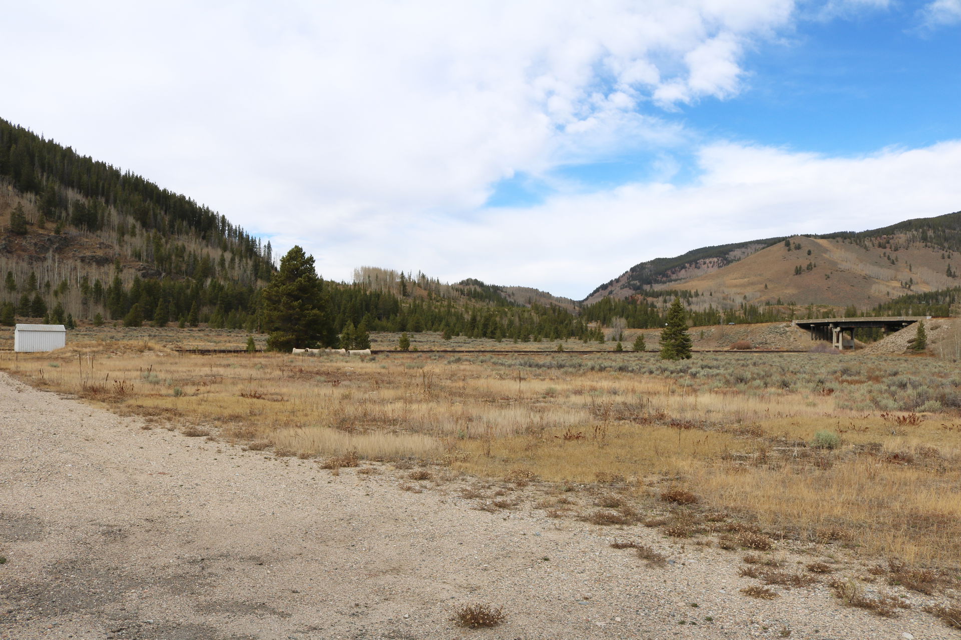 A view of the former town of Pando, Colorado. The now-unused ra…