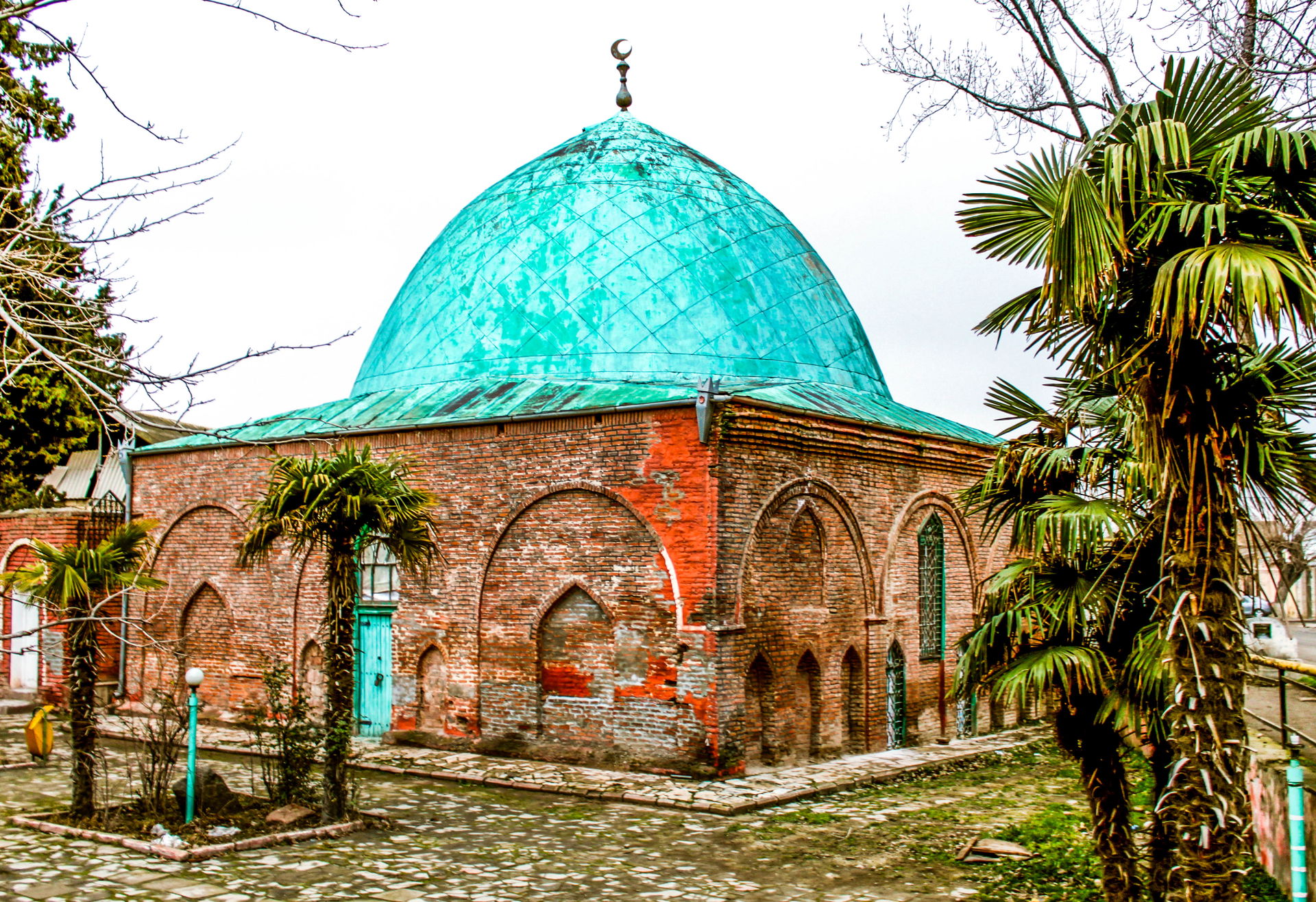 Qızılhacılı məscidi