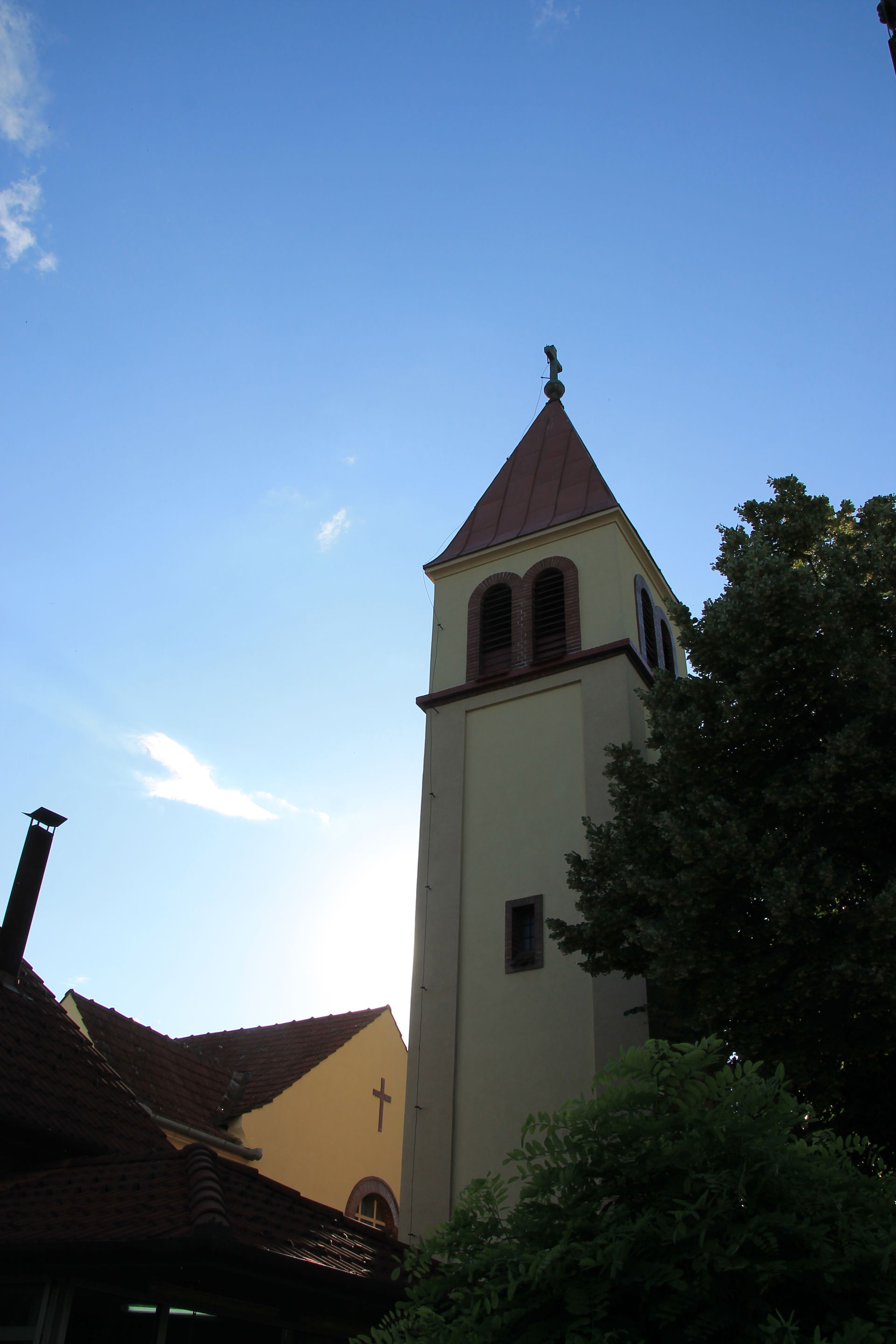 Catholic church in Bački Petrovac