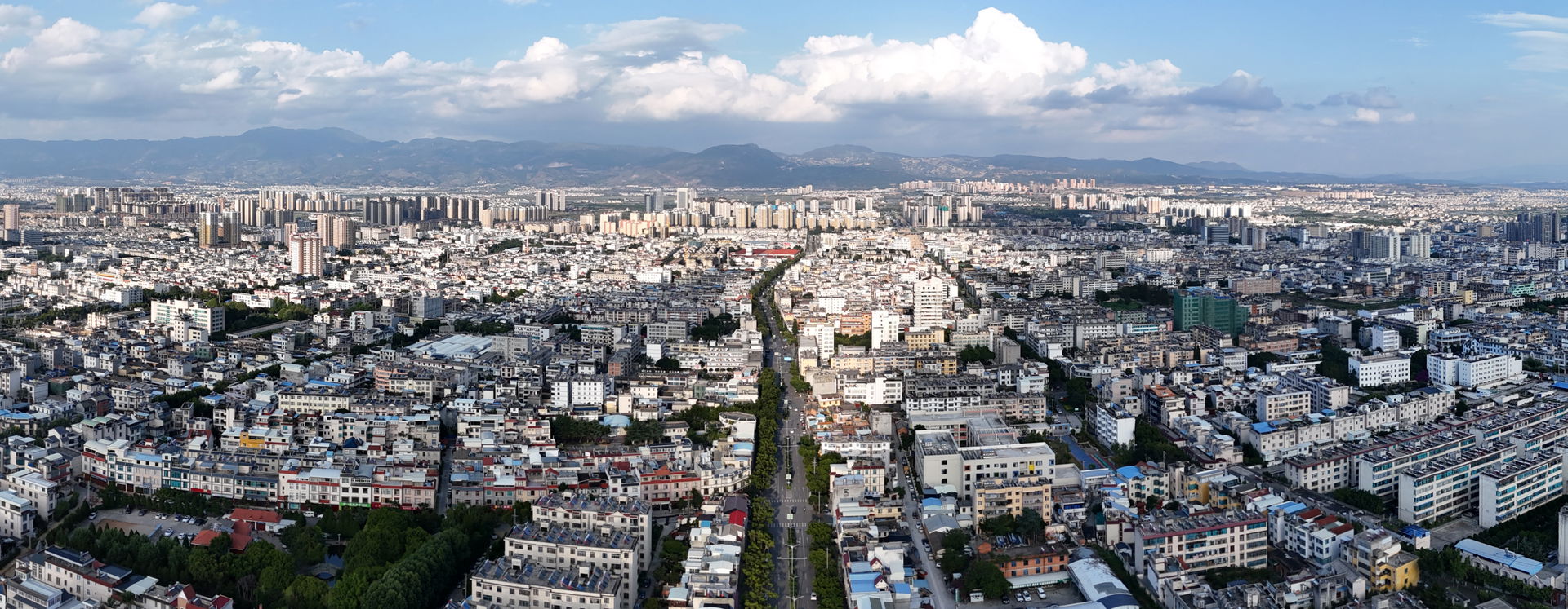 ​保山市天际线航拍全景
