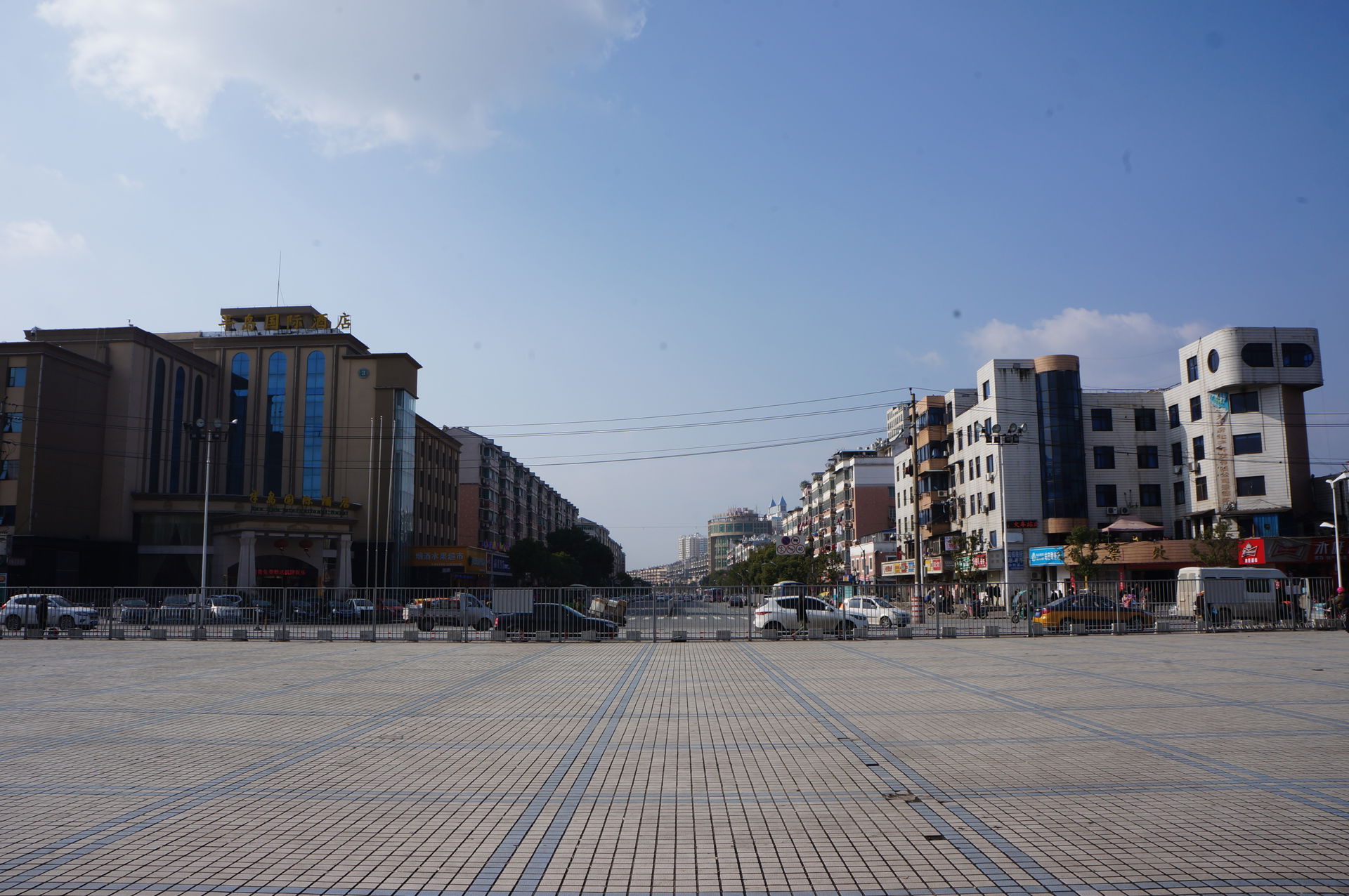 201612 Square of Jingdezhen Station. Fujian Province has way mo…