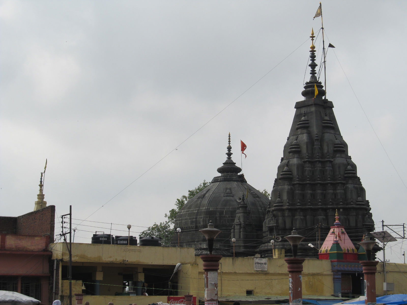 Vishnupad Temple, Gaya