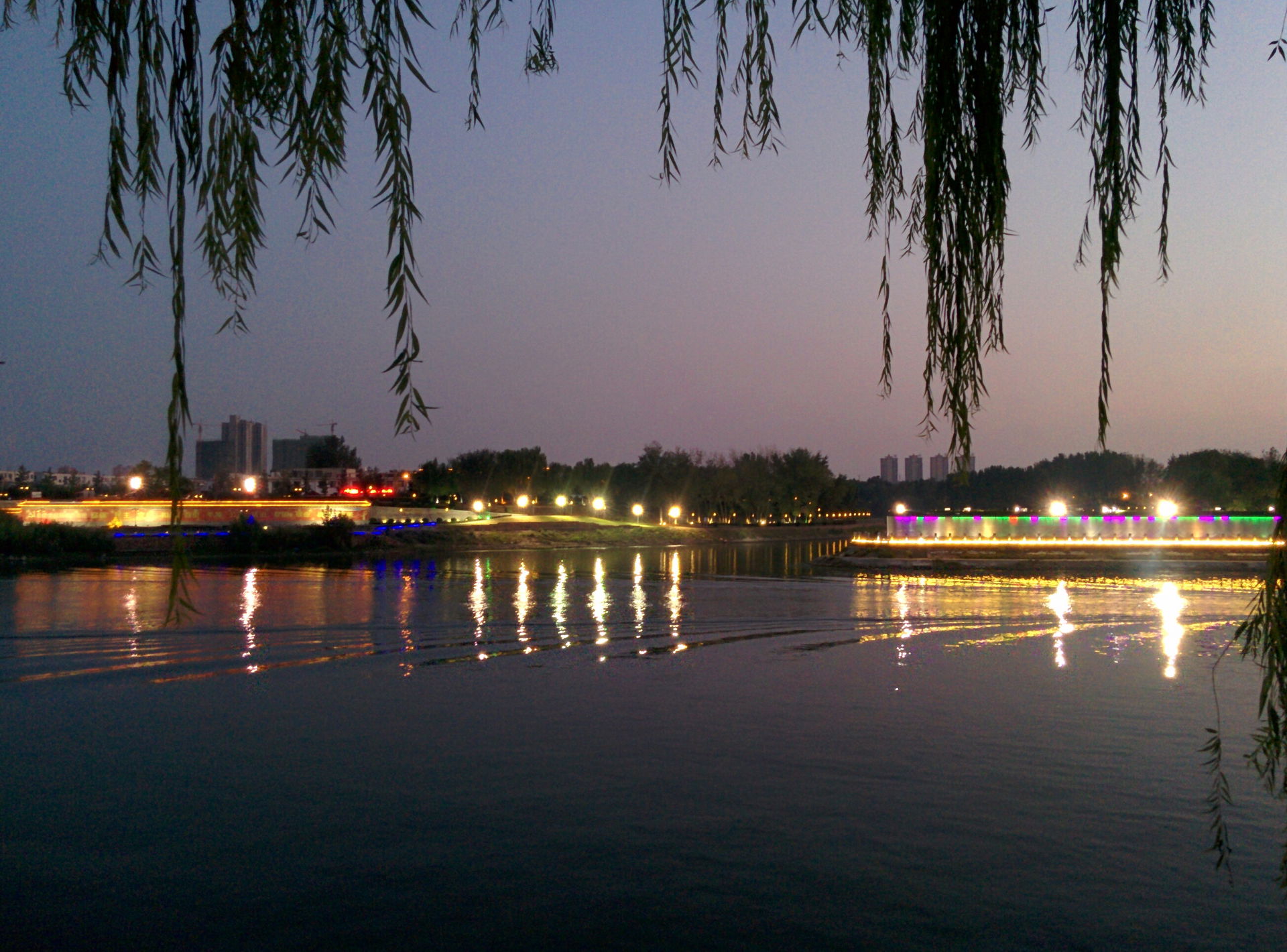 ​沙澧河风景区 两河交汇处 傍晚灯光景