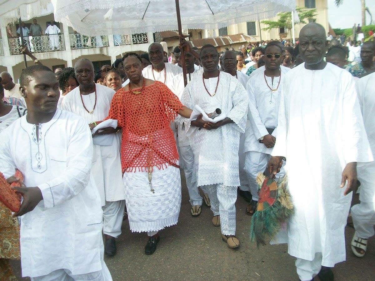THE OLOWO OF OWO AND OJOMO-LUDA OF IJEBU-OWO ONDO STATE WEARING…