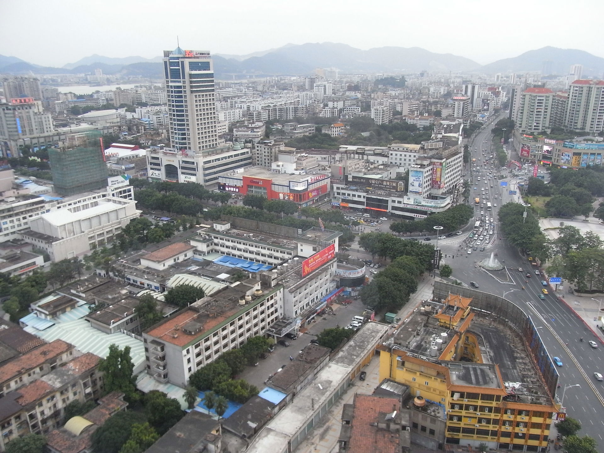 廣東省 肇慶市 zh:端州區 四路 zh:星湖明珠大酒店, Guangdong Starlake Pearl Hotel, D…