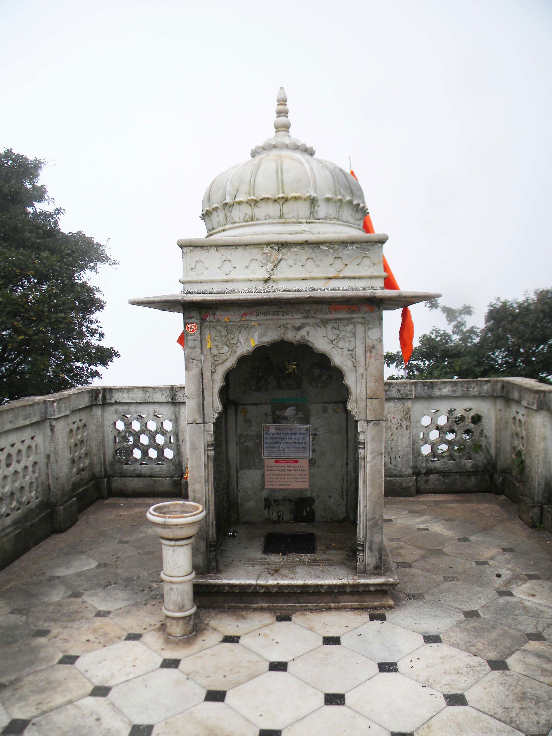 Munisuvrata Tonk, Shikharji, Giridih district, Jharkhand, India.