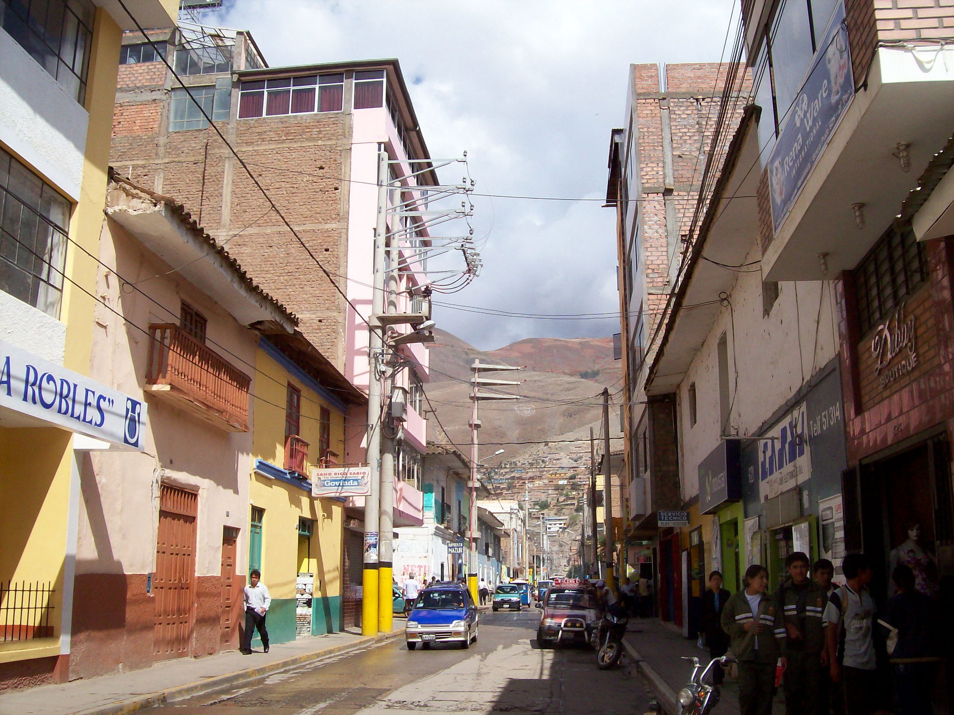 A street in Huánuco, Huánuco Region, Peru.