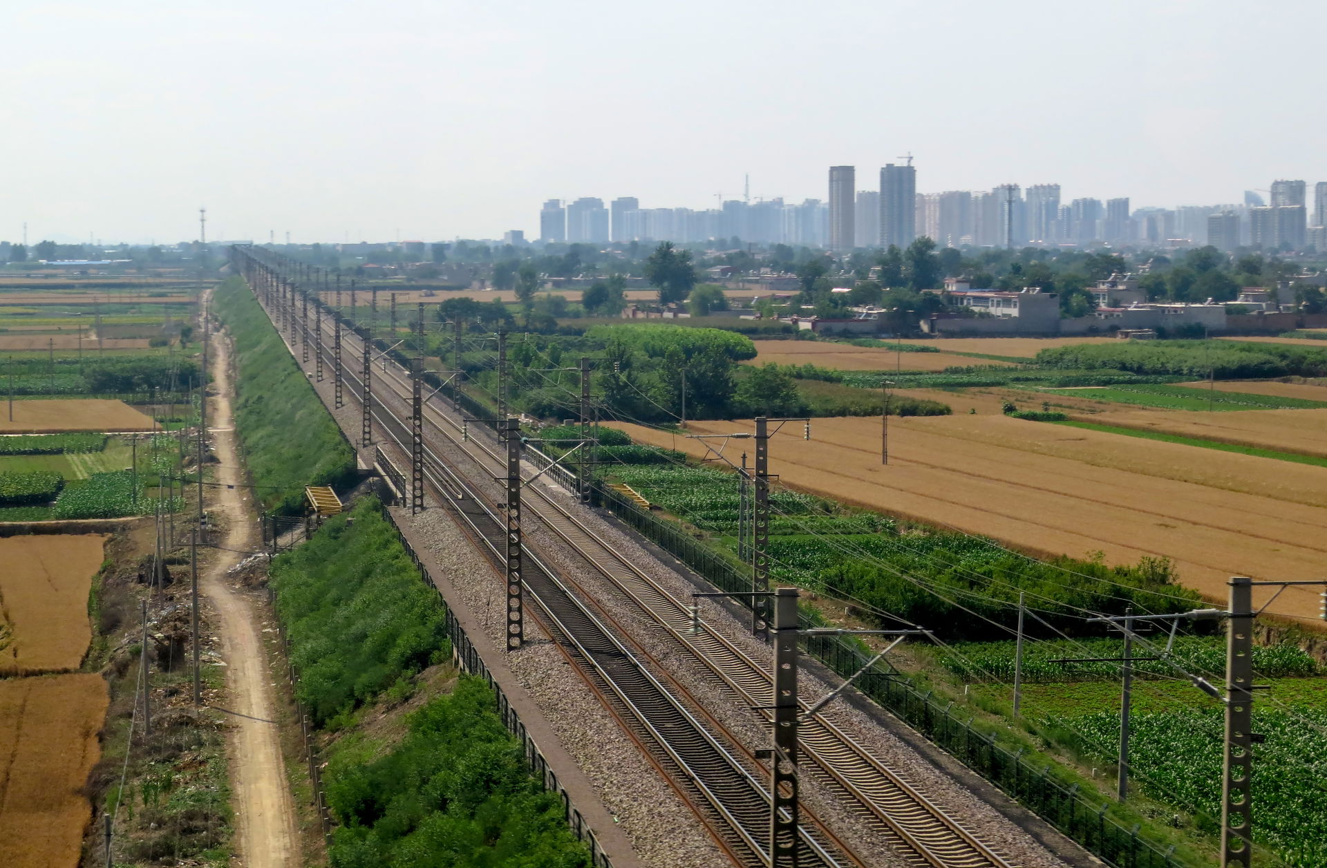 Taken from G662 on Beijing-Guangzhou HSR.