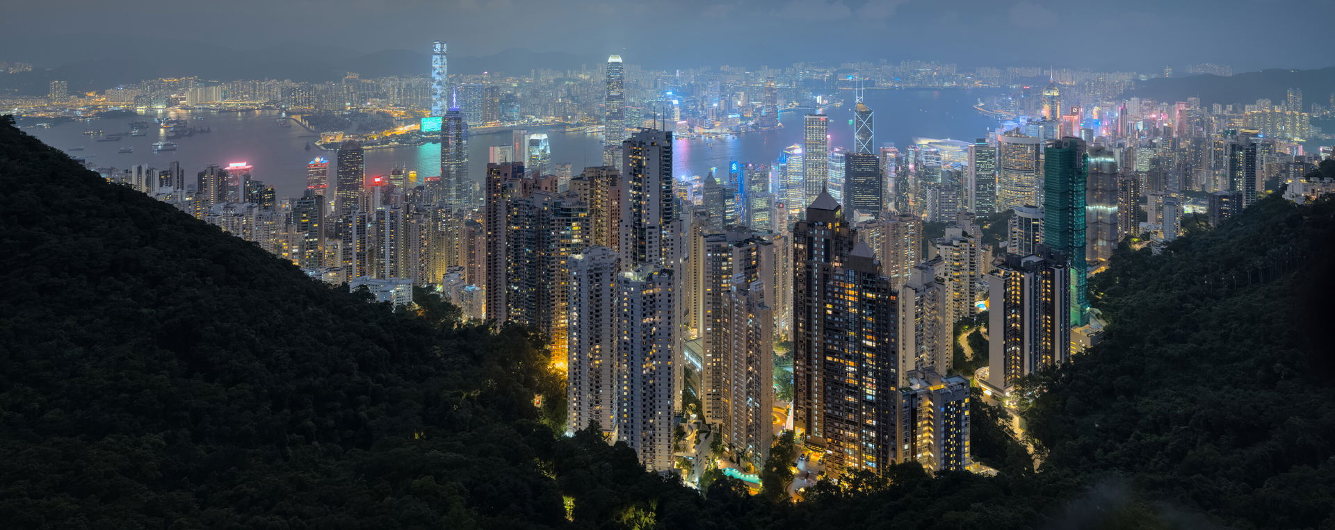 Panorama of Victoria Harbour from Peak Tower observation deck o…