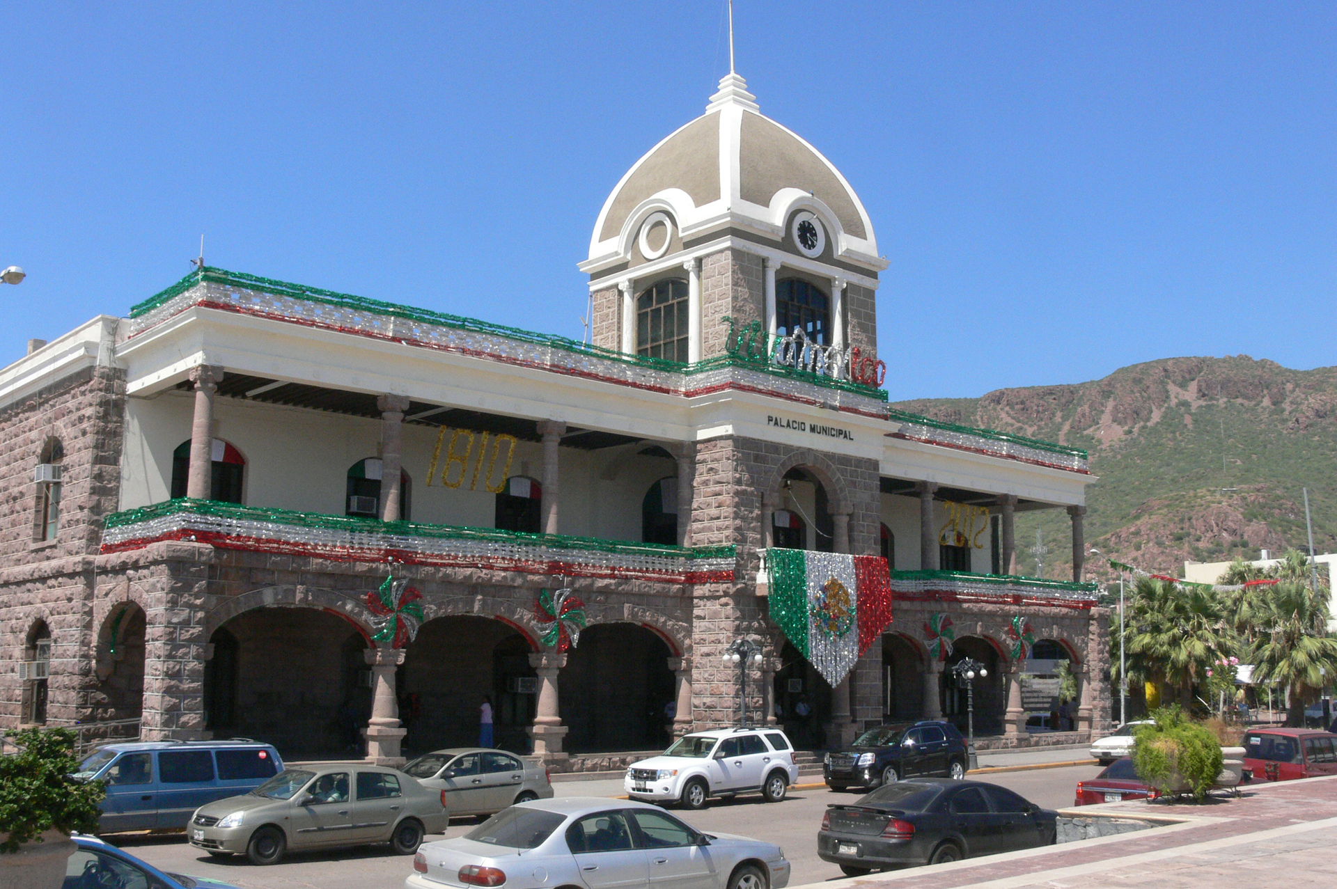 This is a photo of a monument in Mexico, identified by ID