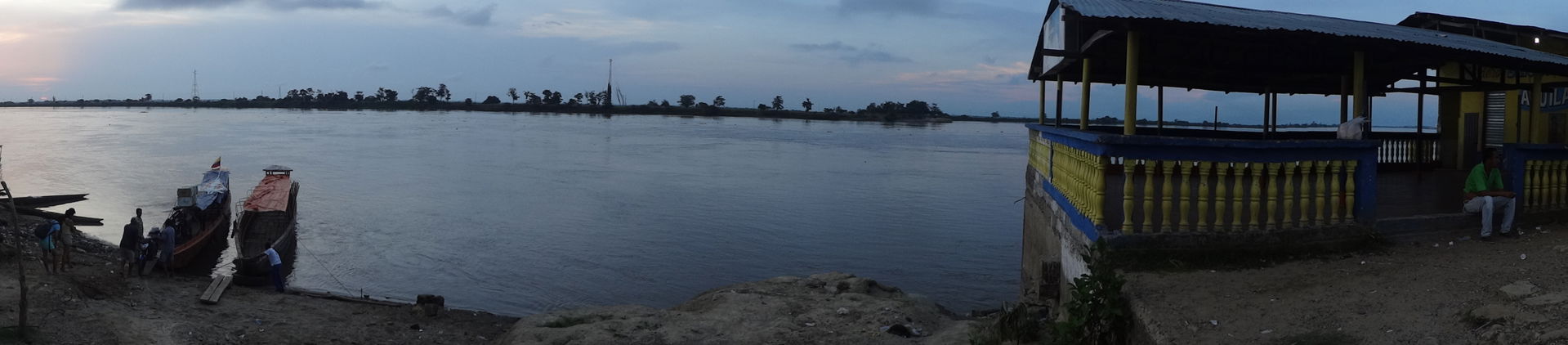 Muelle de chalupas en Magangué
