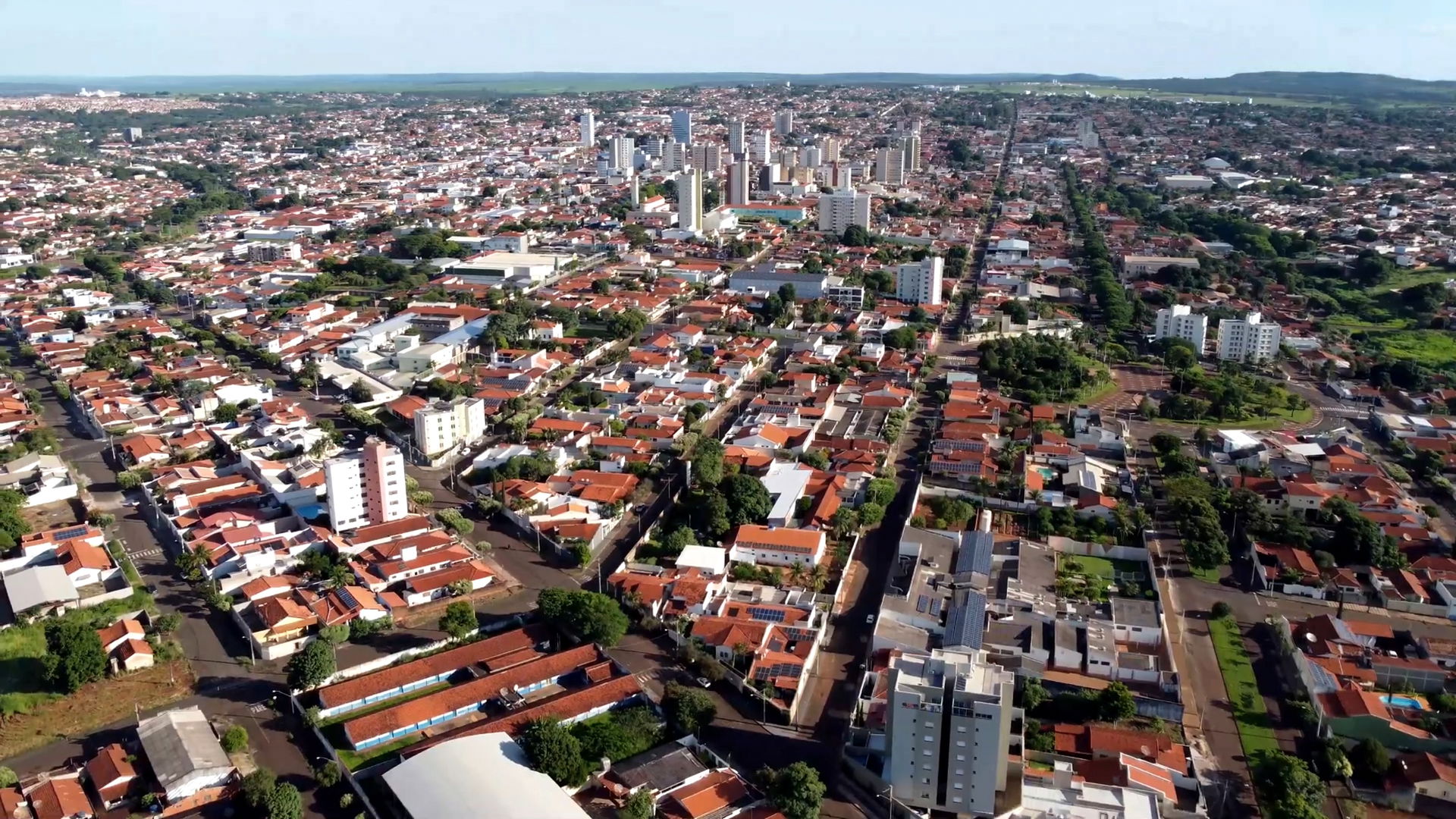 Ituiutaba-MG > Leo Tijucano Drone (YouTube) > @leotijucan…
