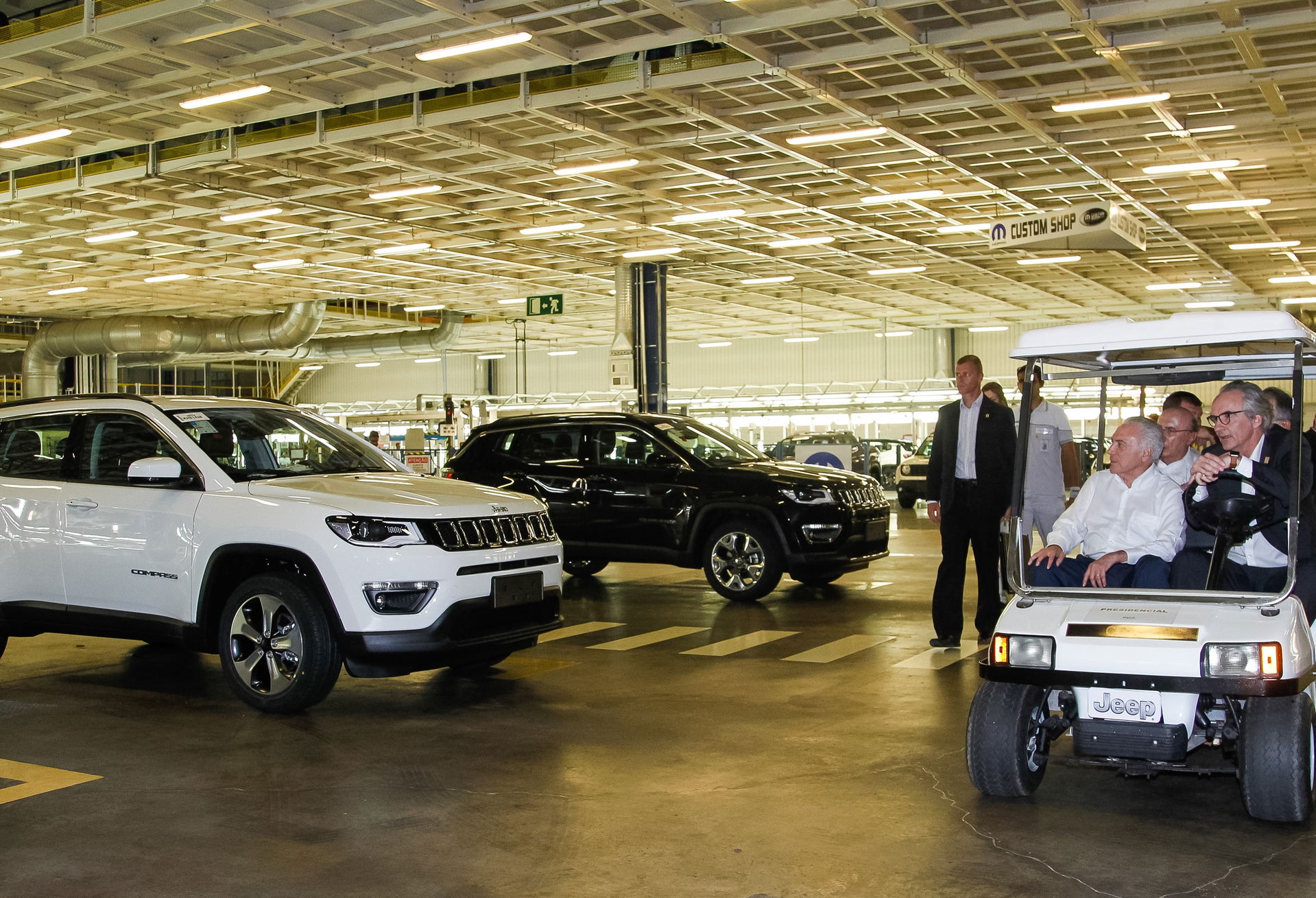 Presidente Michel Temer durante visita à planta industrial da F…