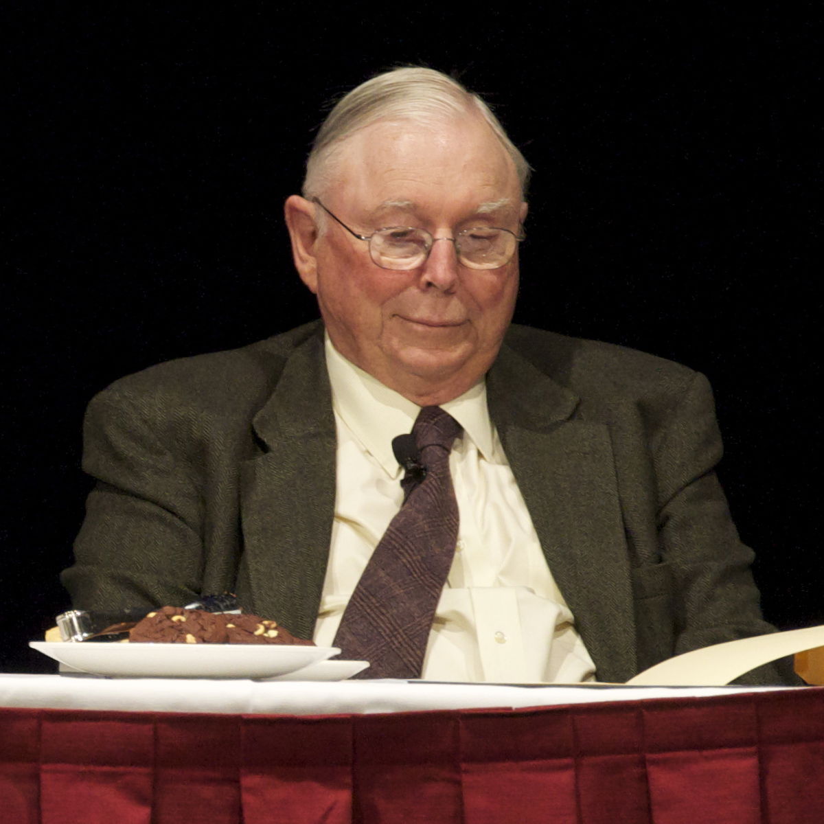 Charlie Munger in 2010