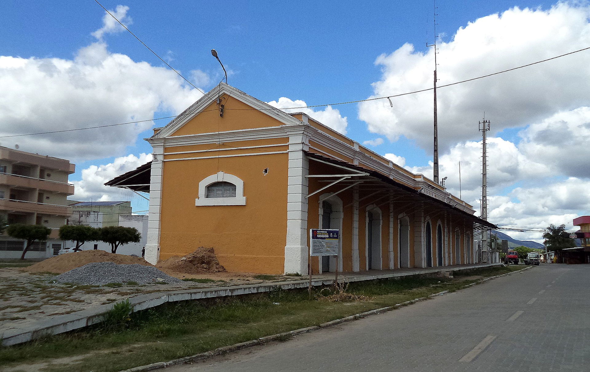 Bem ferroviário valorado/tombado pelo IPHAN na cidade de Quixad…