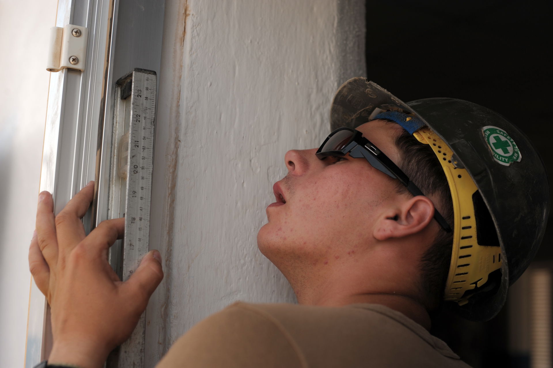 HOLL HOLL, Djibouti (June 16, 2008) Constructionman Ryan McCart…