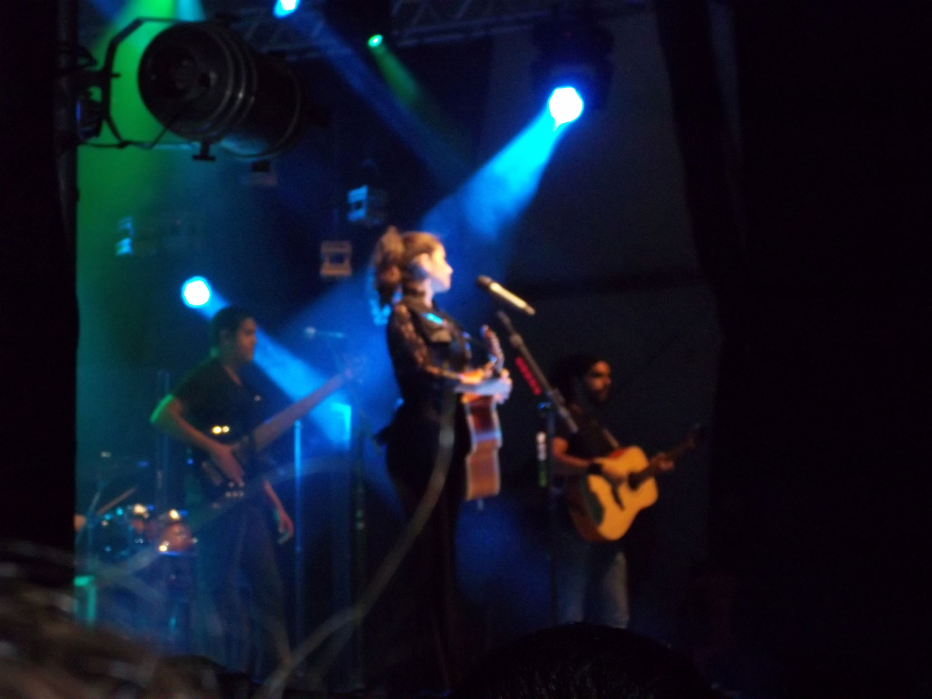 SHOW DE PAULA FERNANDES NO SAO PEDRO DE 2011 EM PRESIDENTE DUTR…