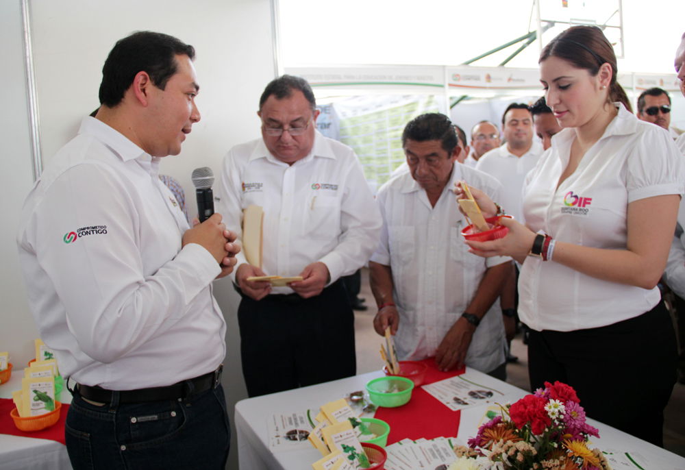 Con la asistencia de más de mil personas, este día la president…