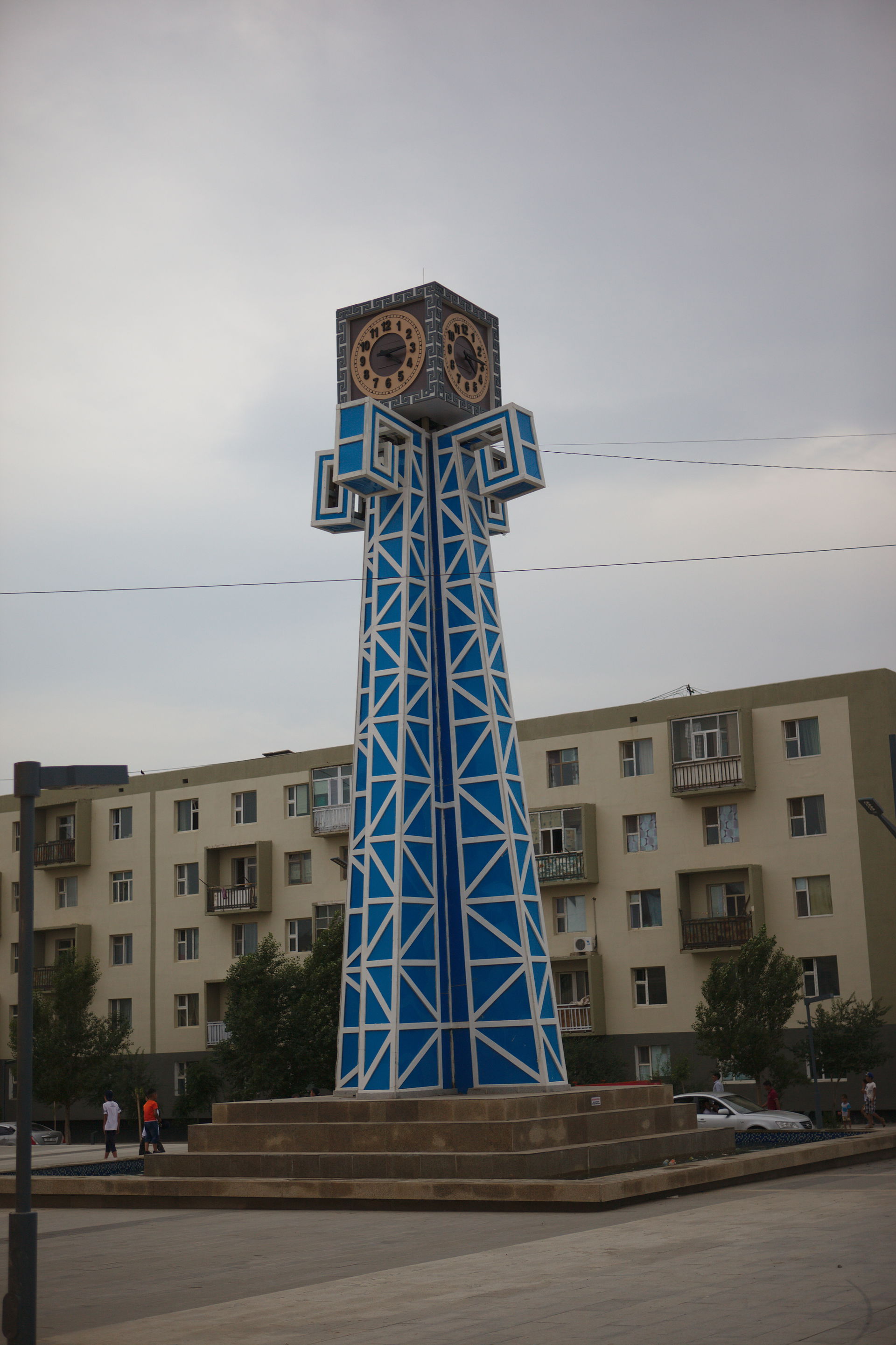 A statue on a square next to the museums of Sainshand