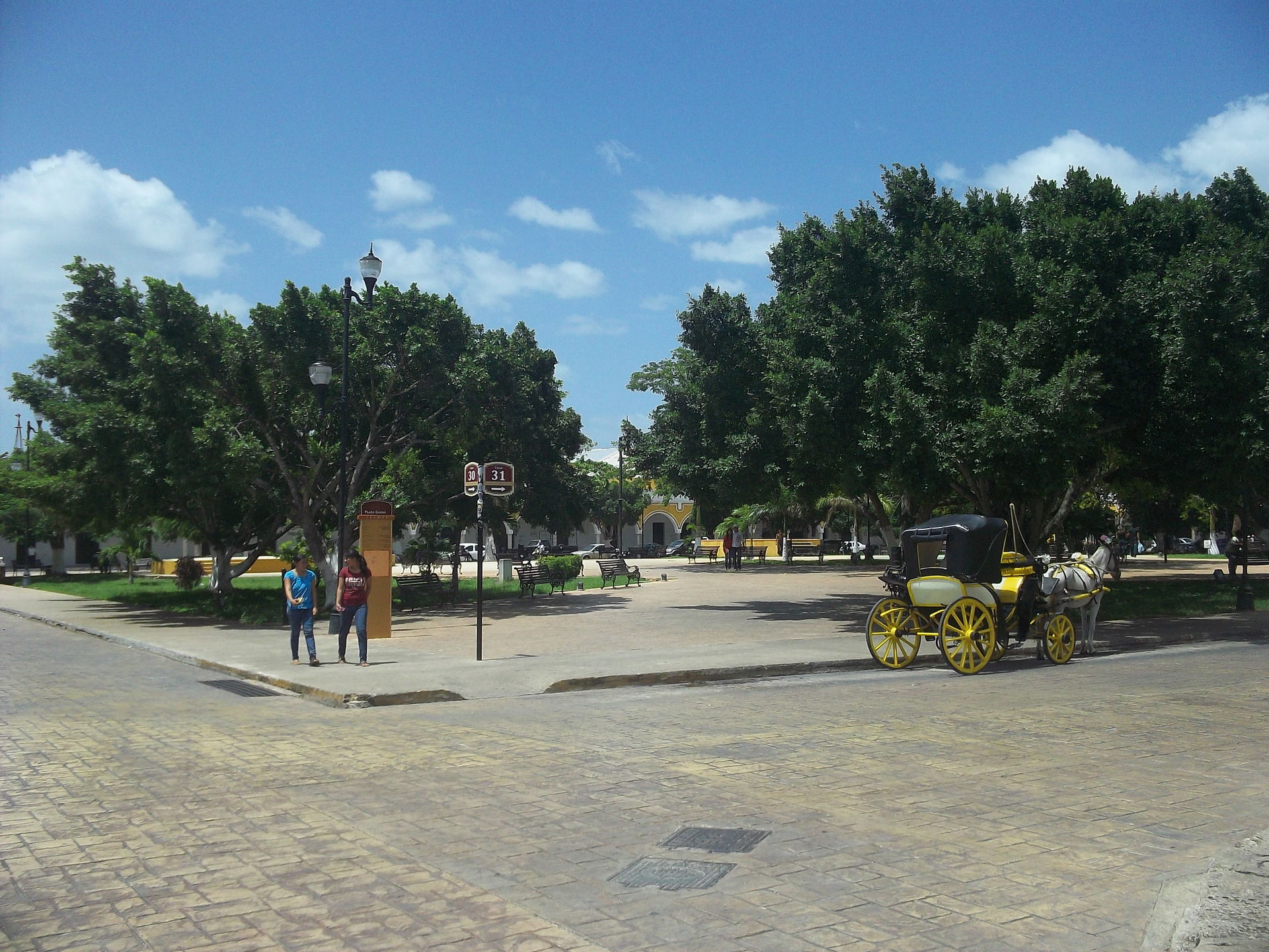Parque Itzamná en Izamal, Yucatán