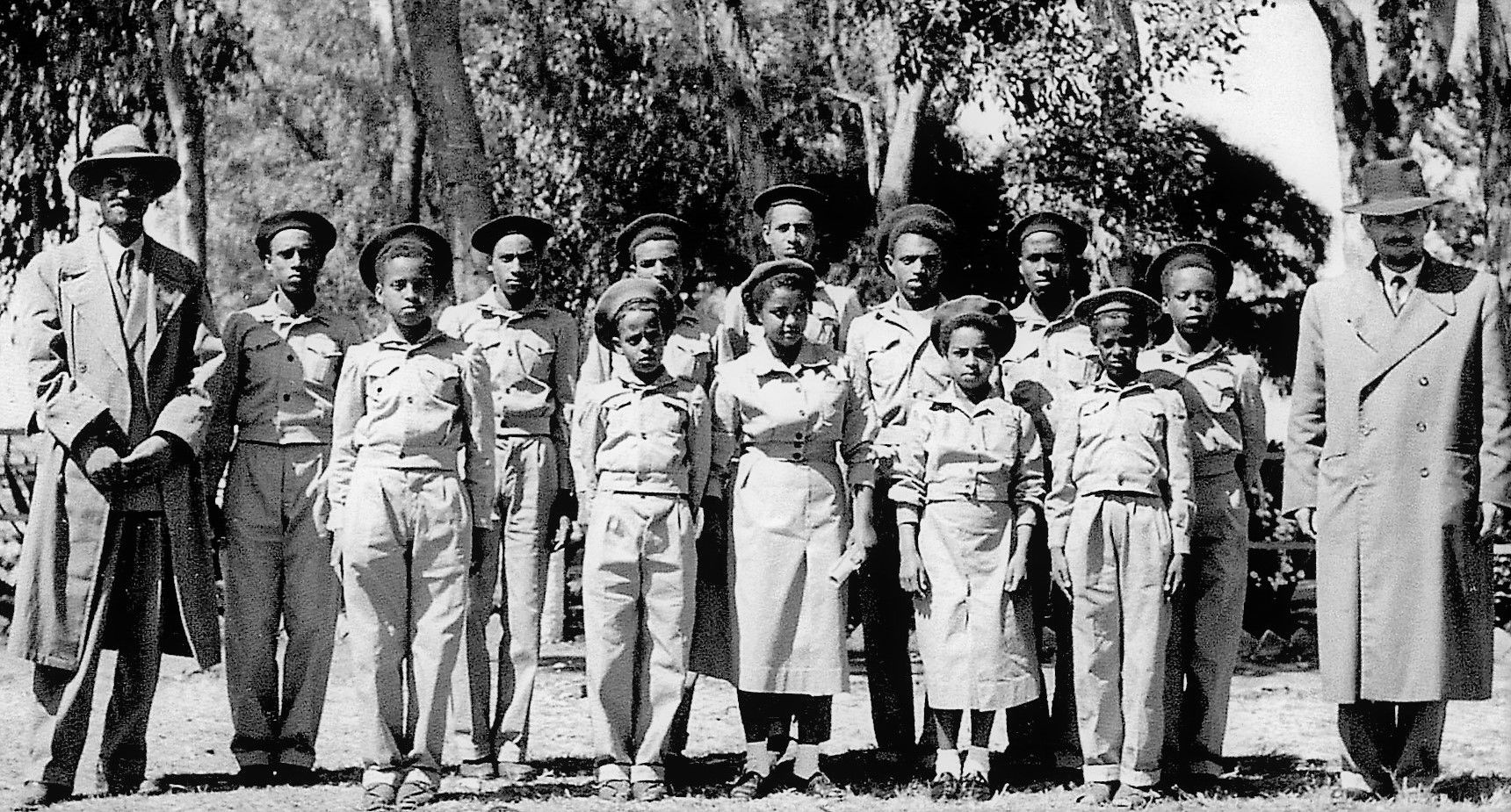 Yona (far left) and Rabbi Beeri join a group of students at the…