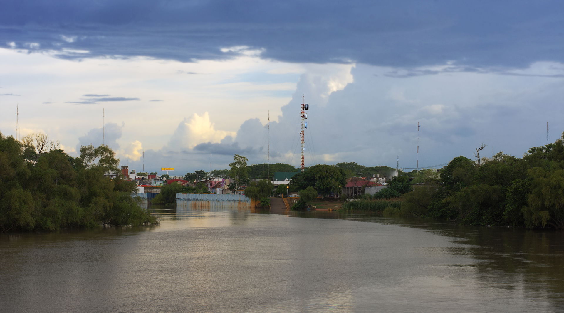Usumacinta river at Balancan, Tabasco, México