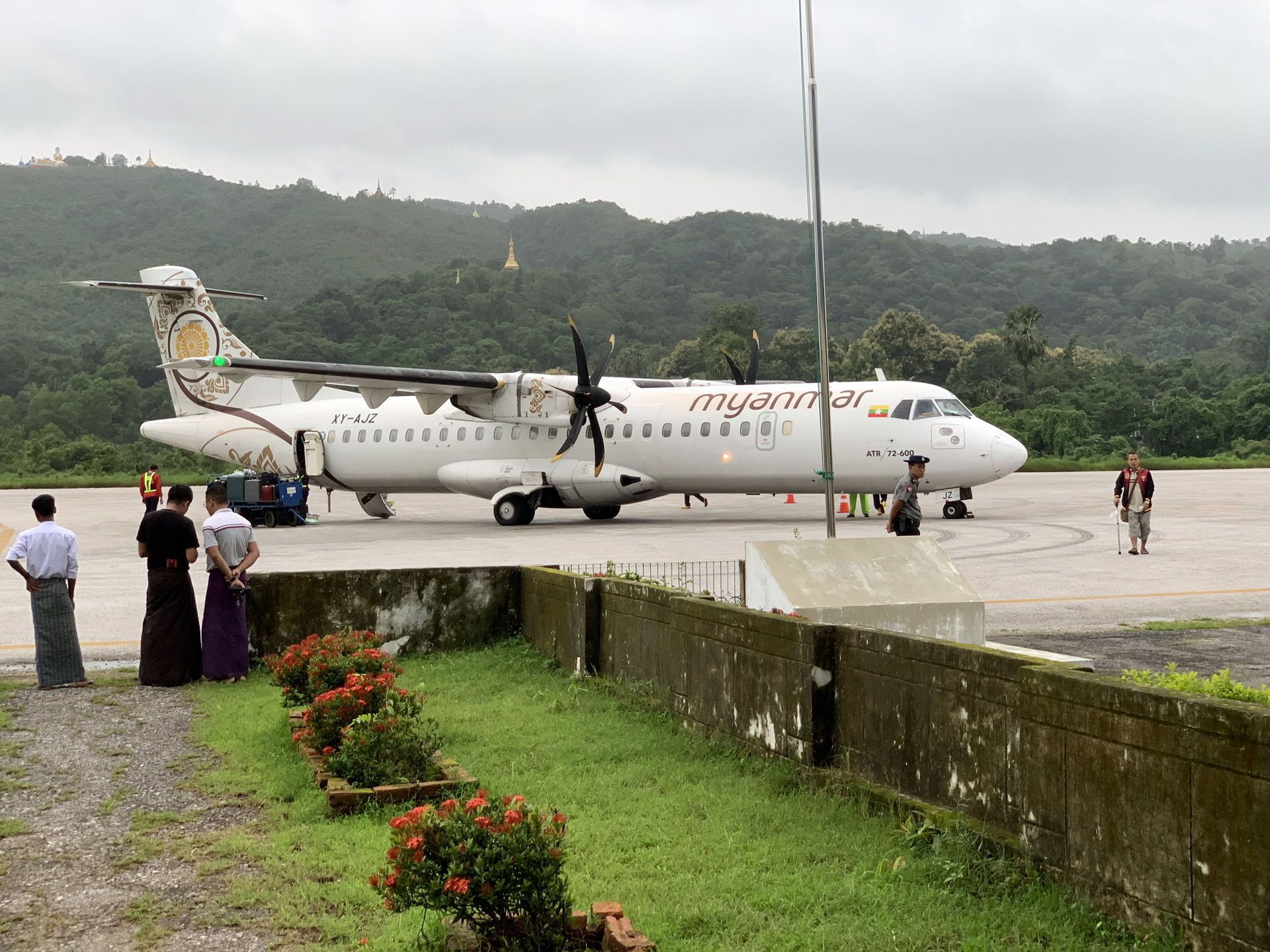 Myanmar National Airlines ATR-72 at Mawlamyine Airport