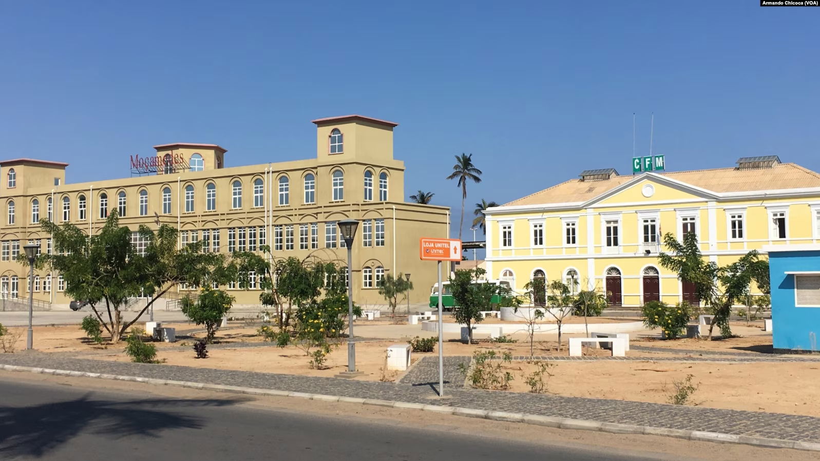 Moçâmedes train station