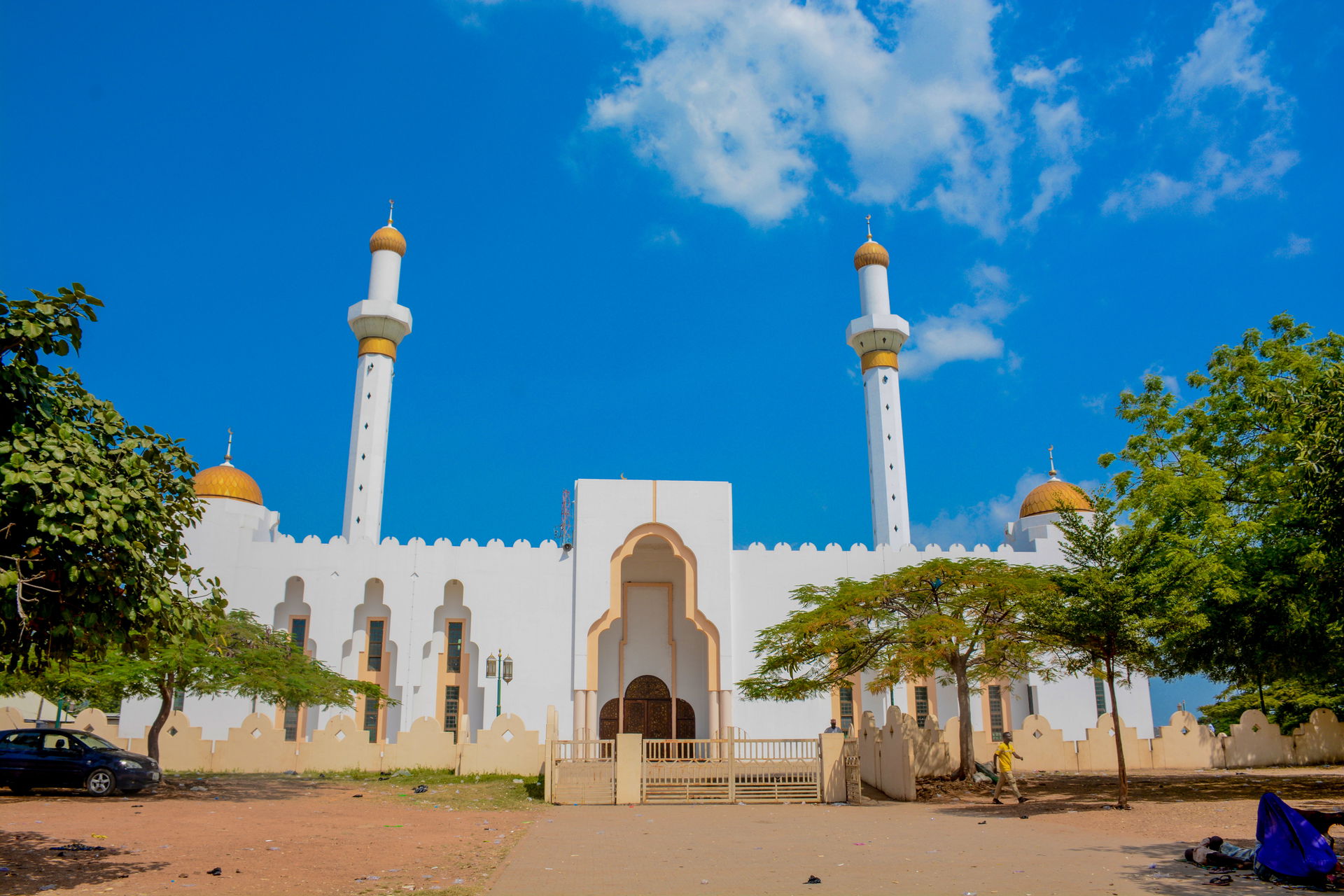 its located along Bosso Road, Its is the Minna Central Mosque