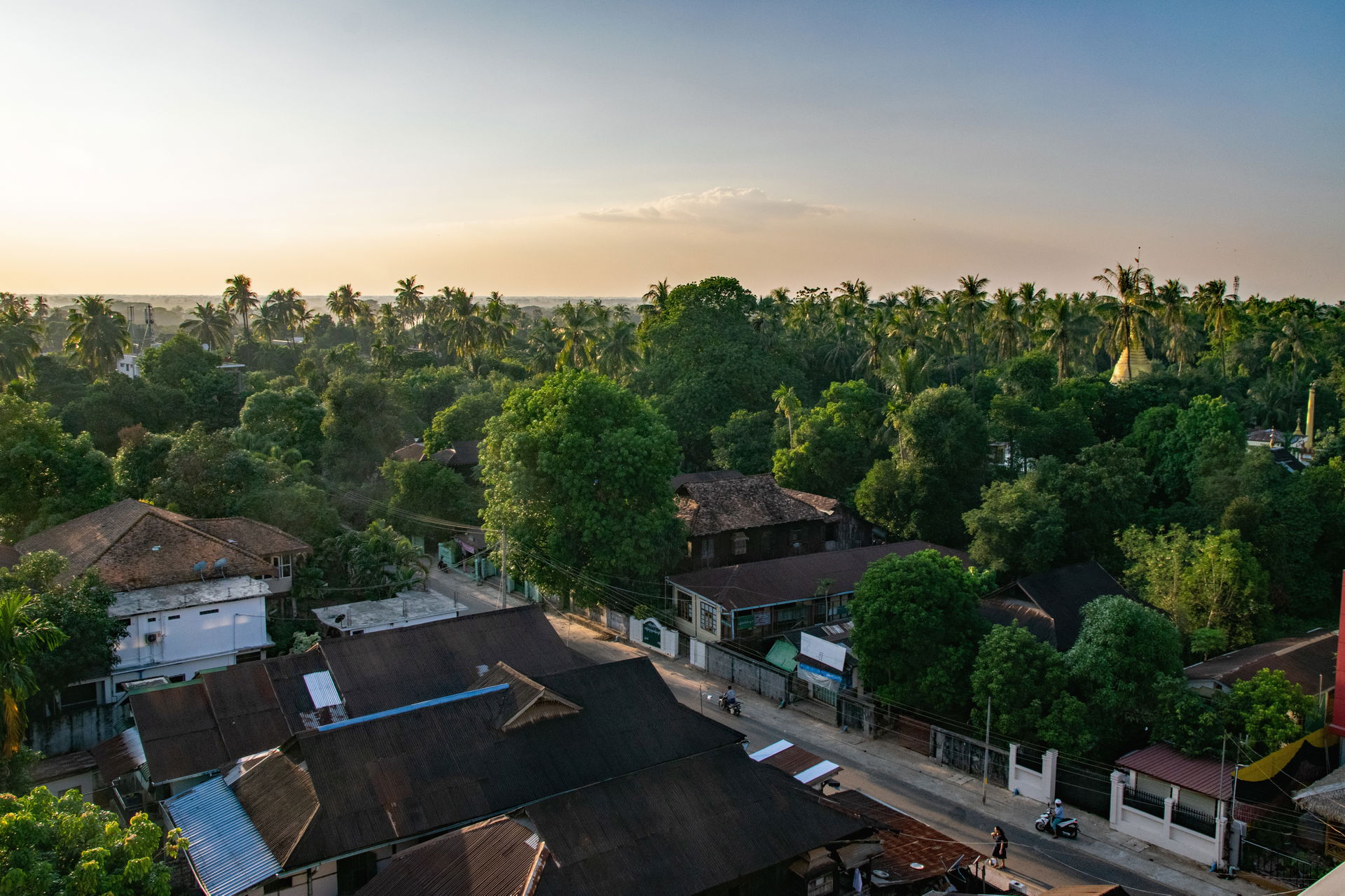 Thaton, view from Thuwunnabumi Hotel
